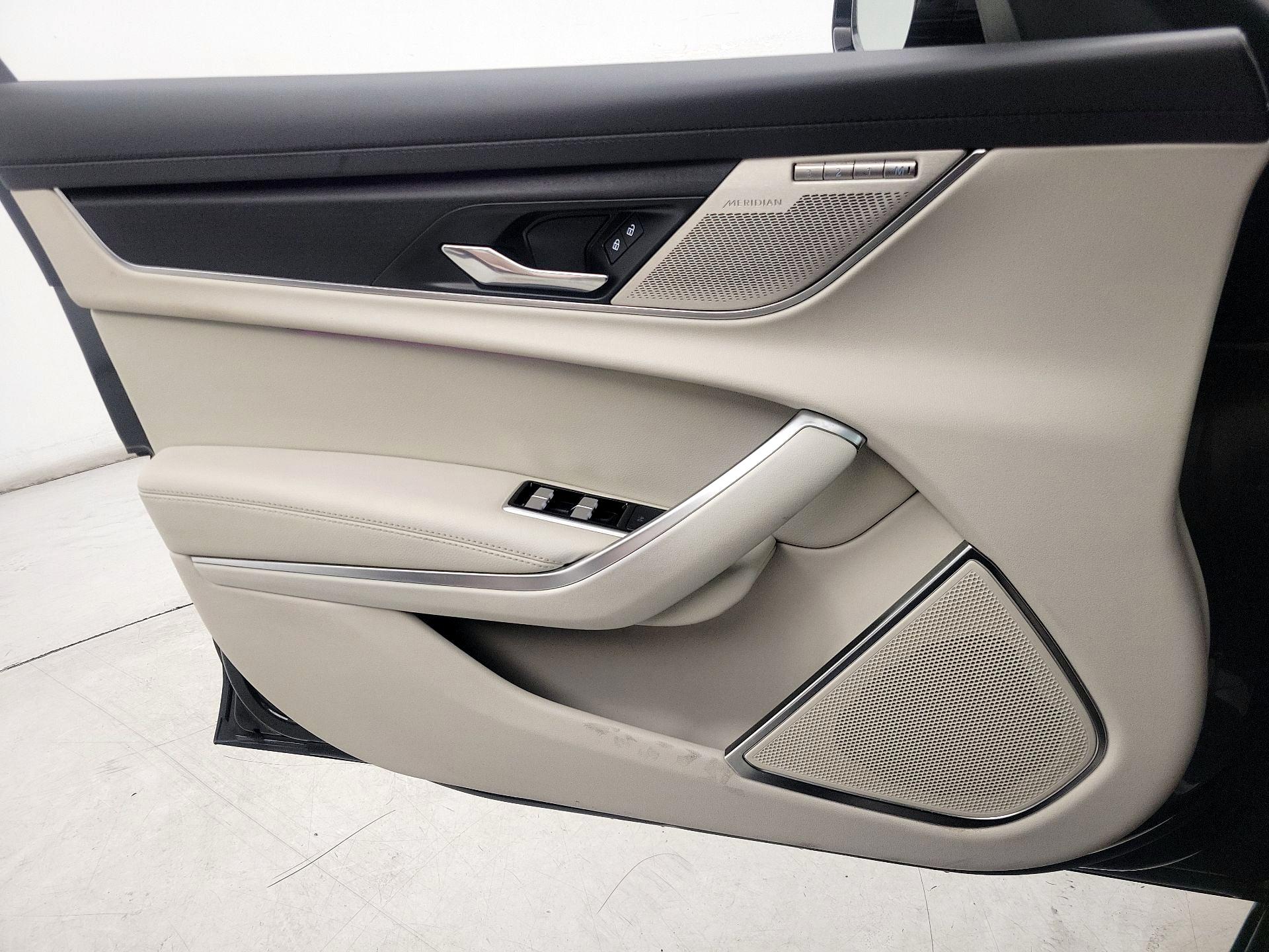 Thumbnail: 2023 Jaguar XF - 12