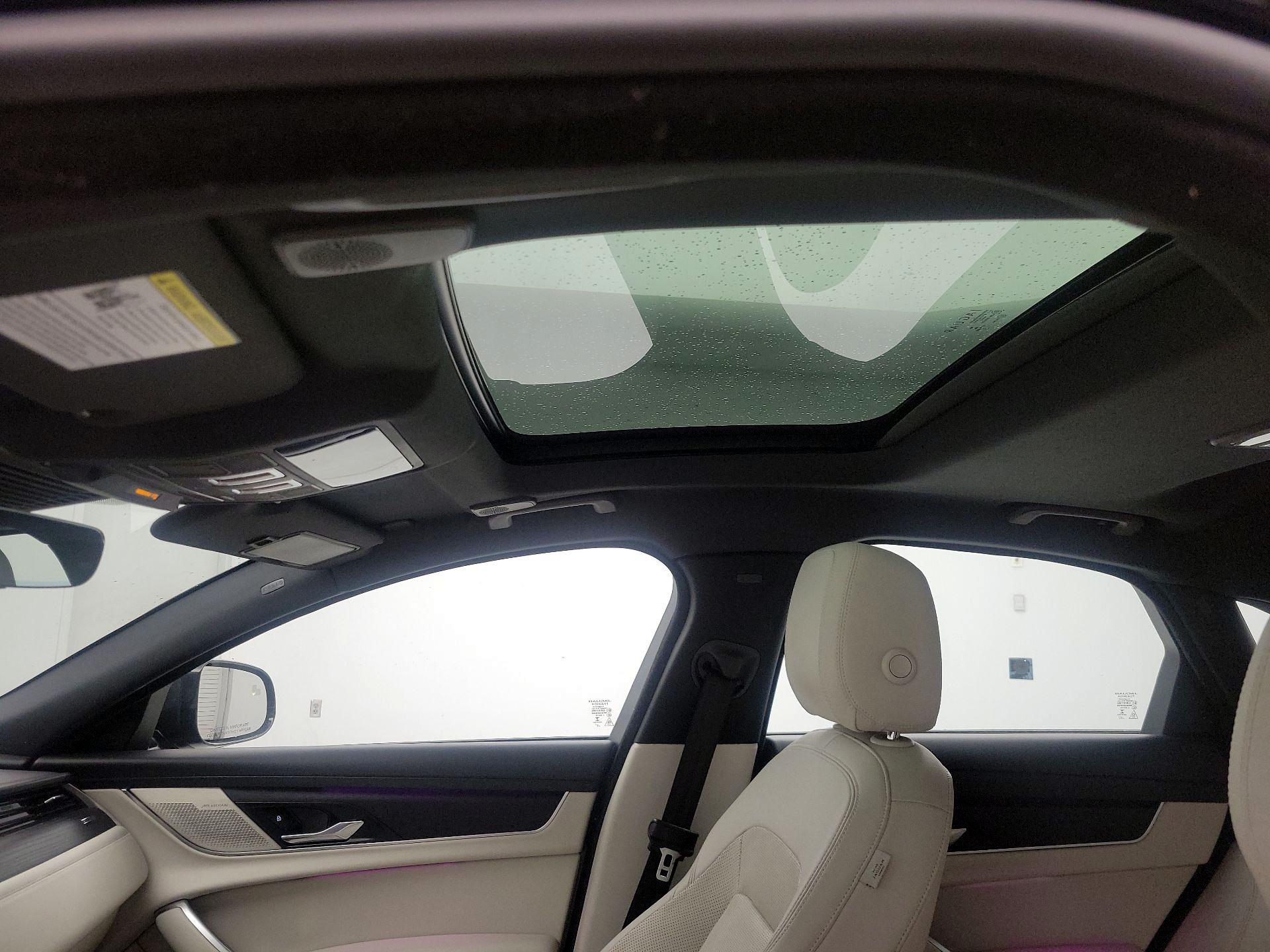 Thumbnail: 2023 Jaguar XF - 20