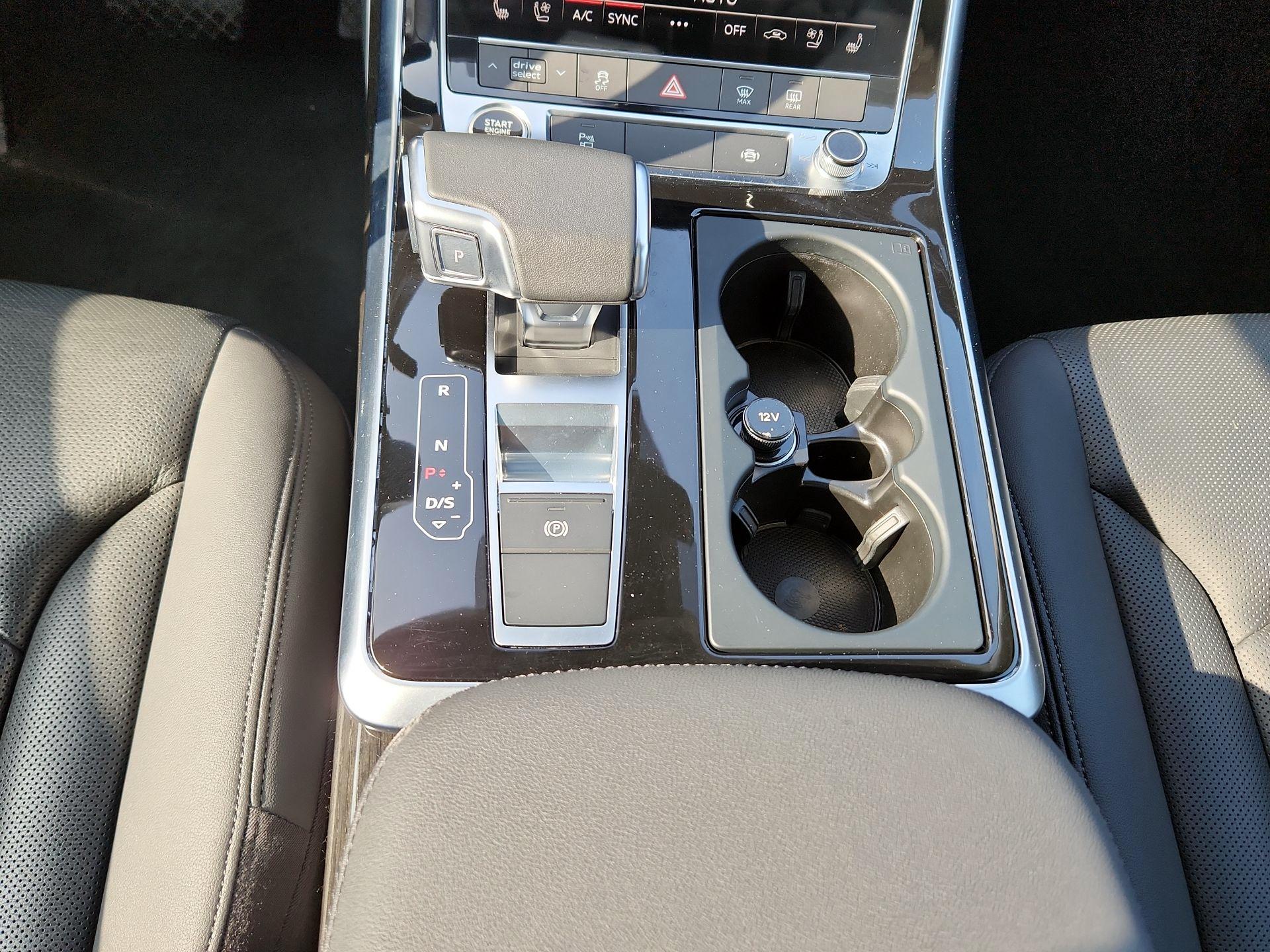 Thumbnail: 2022 Audi Q7 - 16