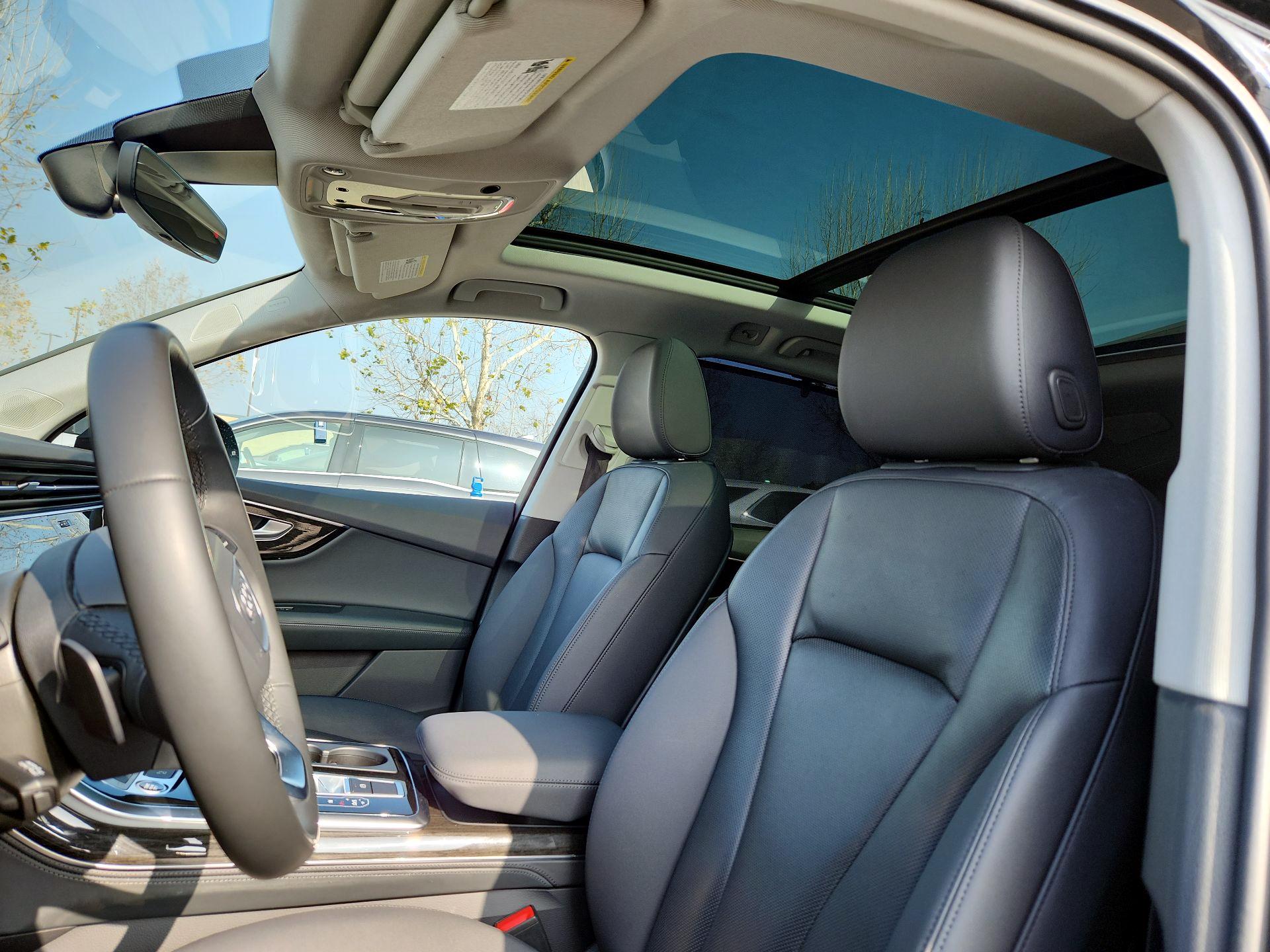 Thumbnail: 2022 Audi Q7 - 17