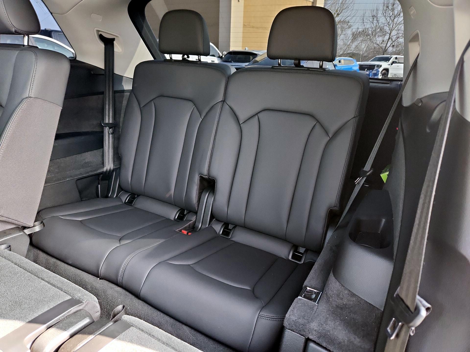 Thumbnail: 2022 Audi Q7 - 19