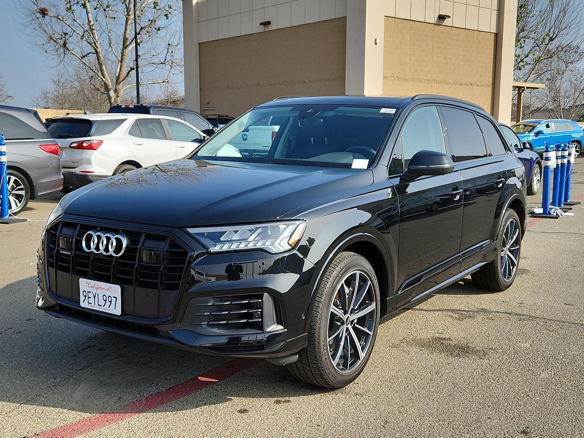 Thumbnail: 2022 Audi Q7 - 3