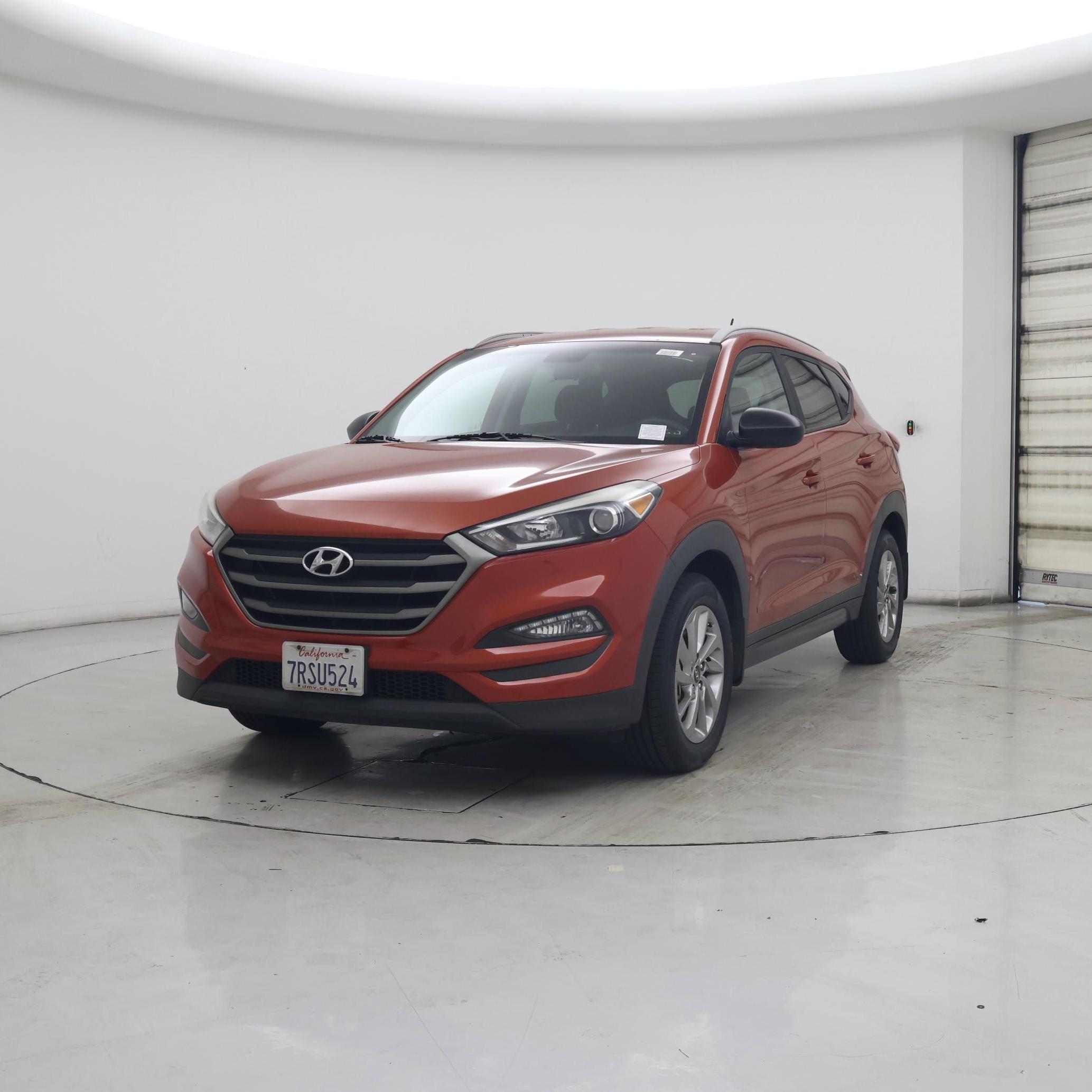 Thumbnail: 2016 Hyundai Tucson - 4