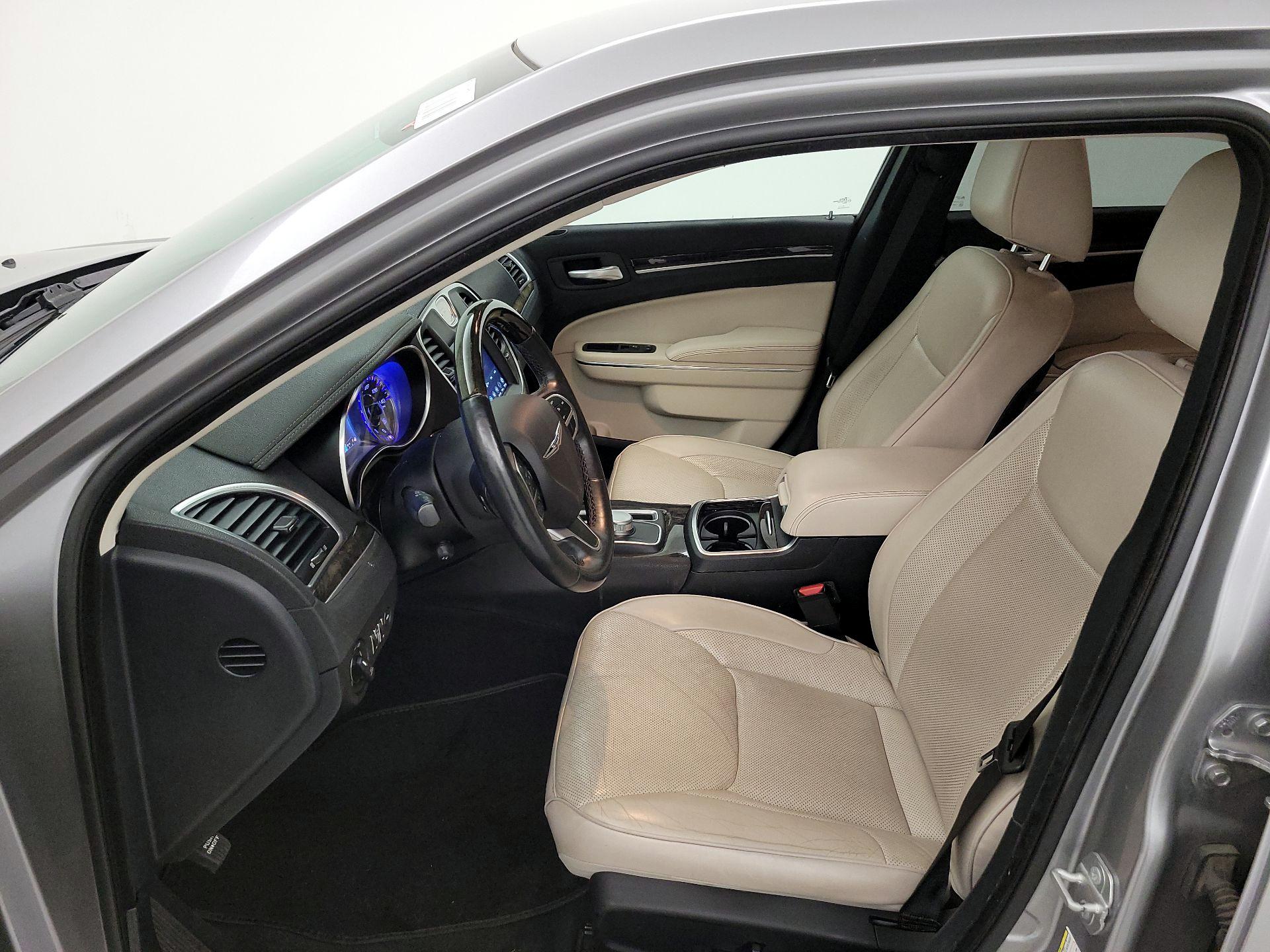 Thumbnail: 2018 Chrysler 300 - 11