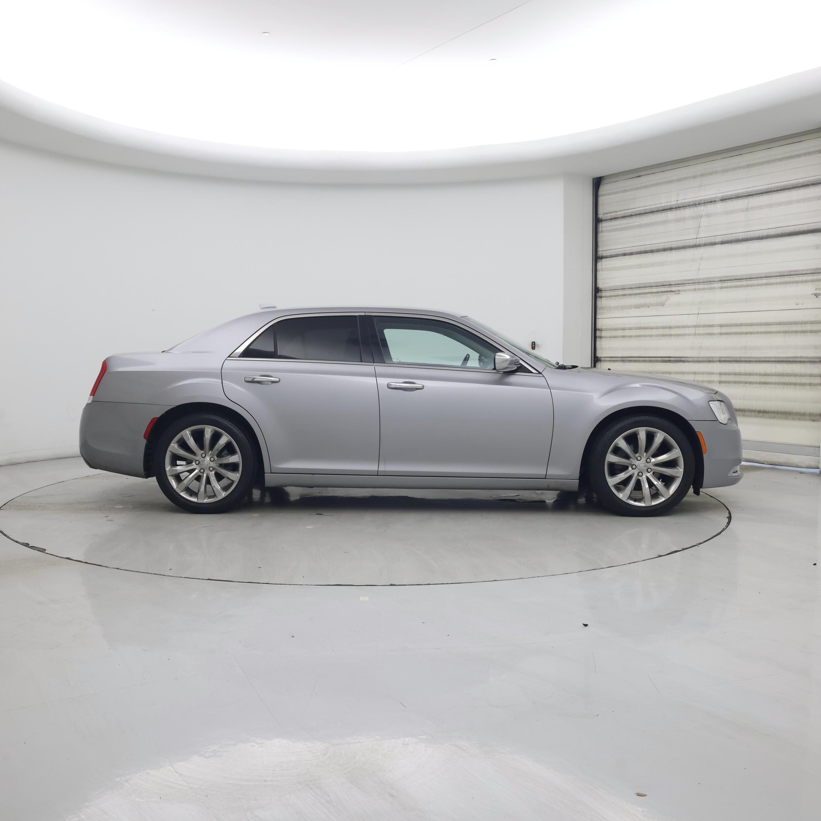 Thumbnail: 2018 Chrysler 300 - 7