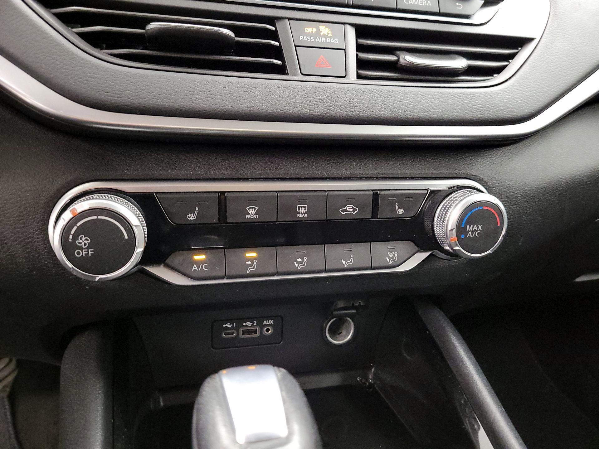 Thumbnail: 2022 Nissan Altima - 16