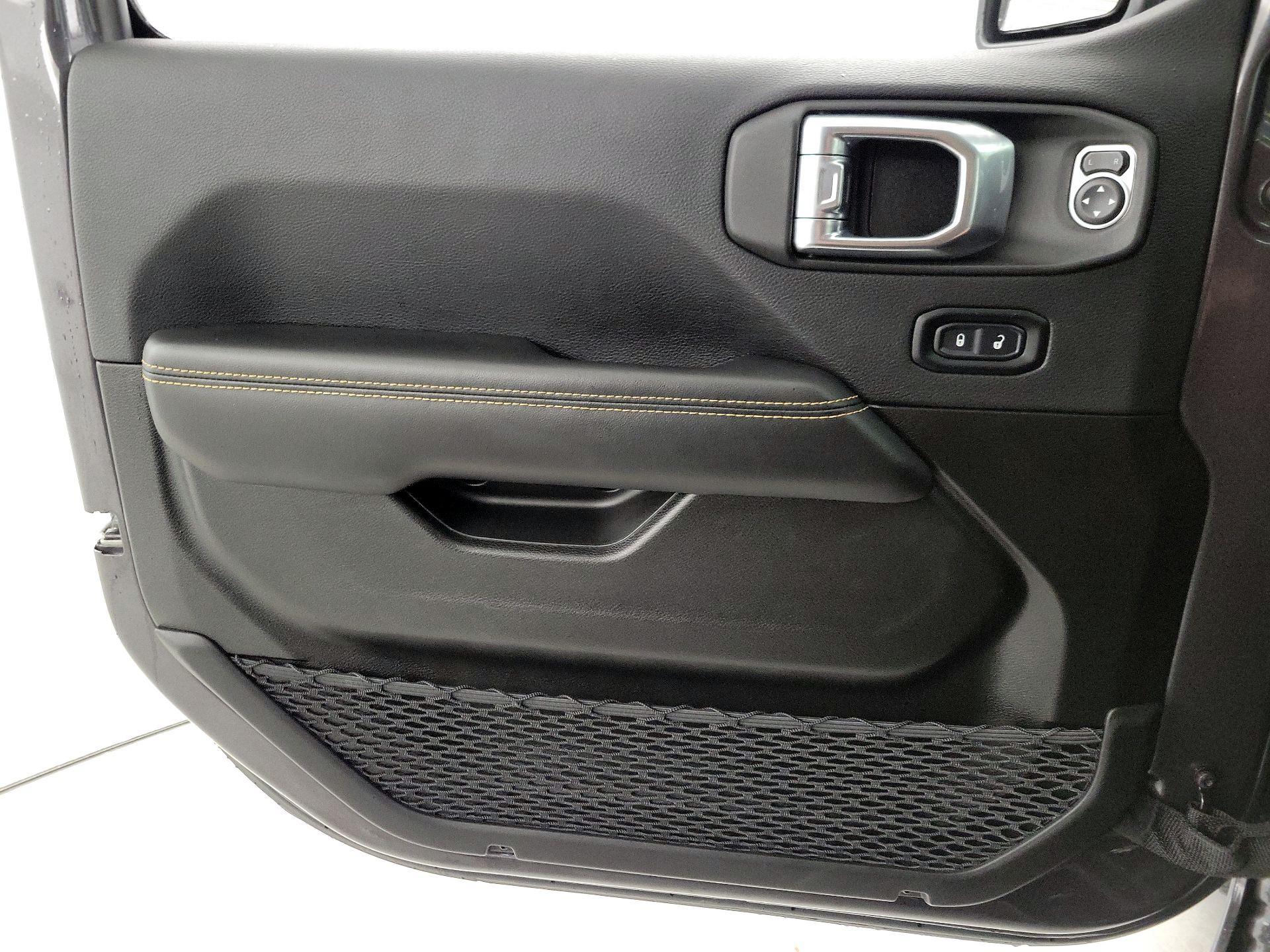 Thumbnail: 2025 Jeep Wrangler - 12