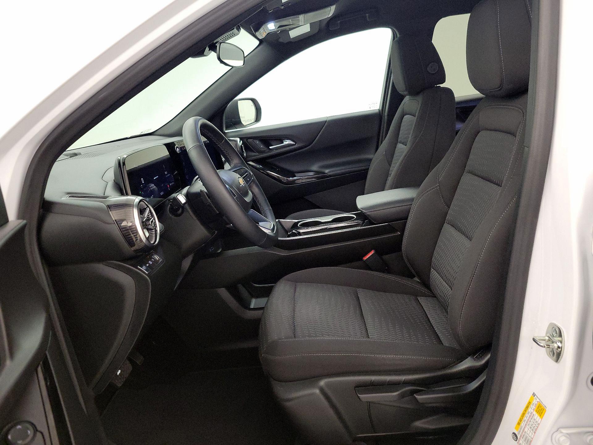 Thumbnail: 2025 Chevrolet Equinox - 11