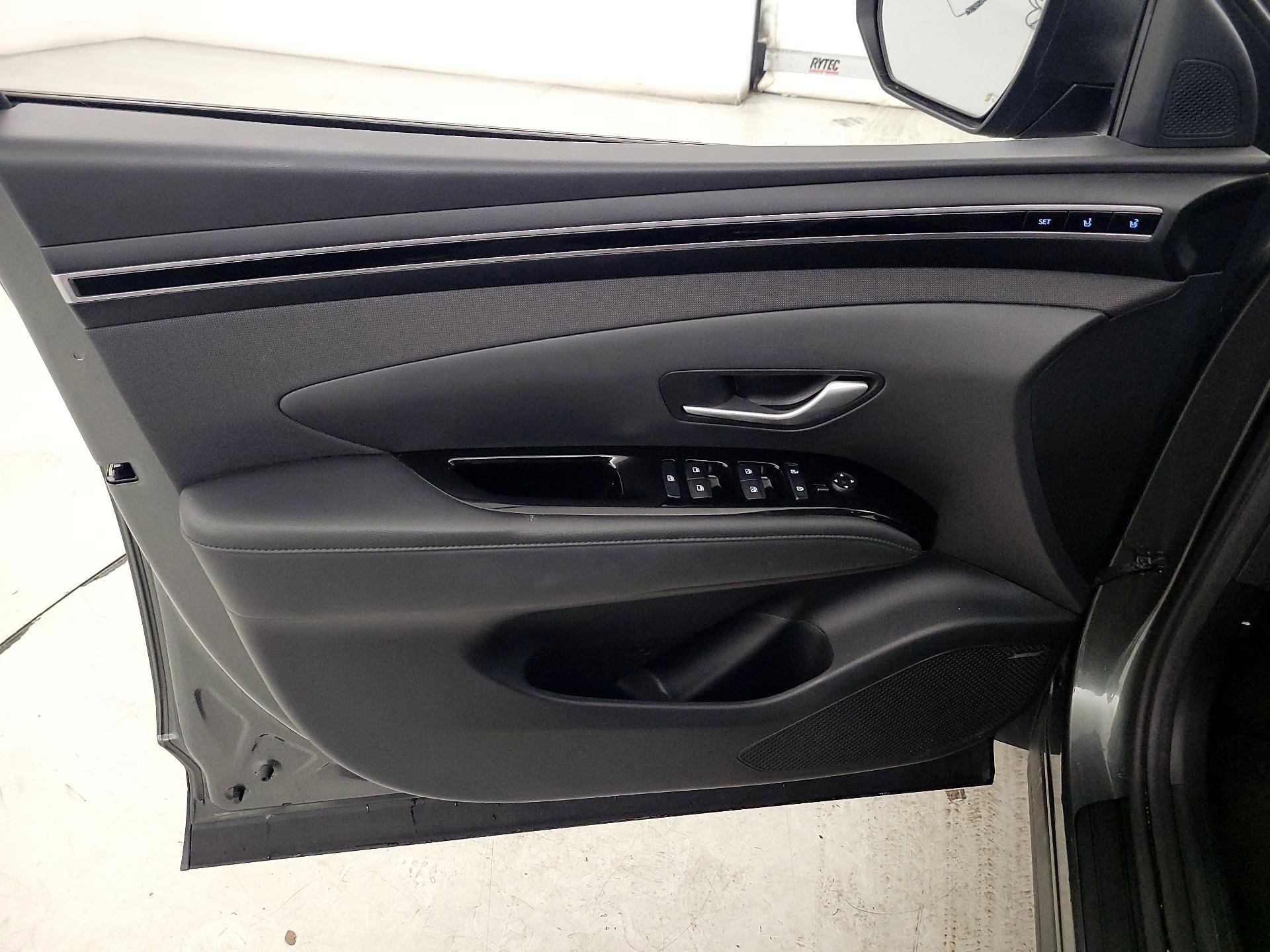 Thumbnail: 2023 Hyundai Tucson - 12