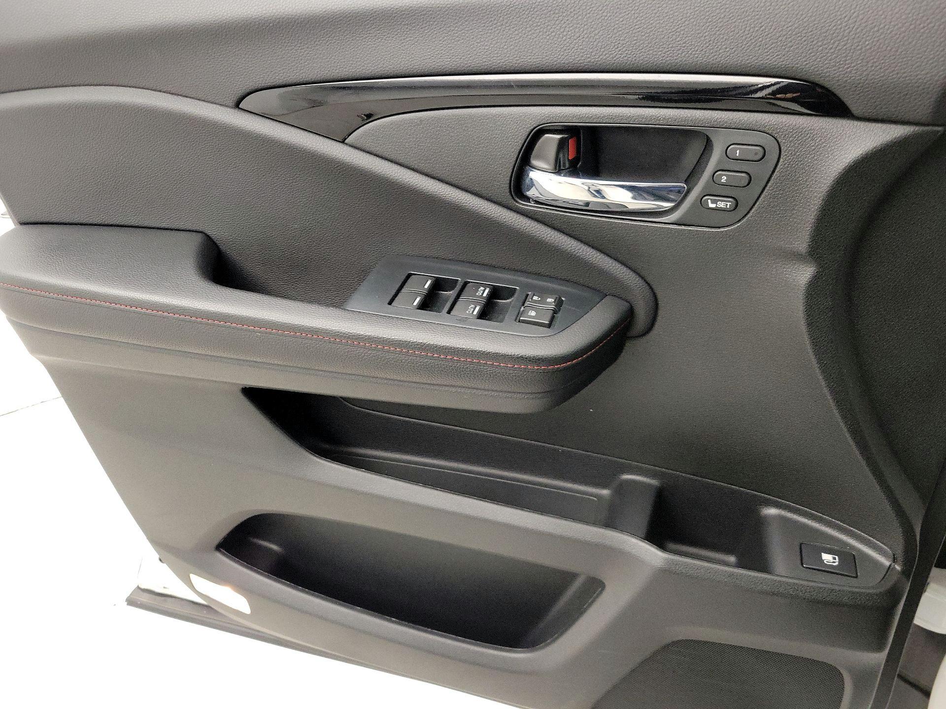 Thumbnail: 2023 Honda Ridgeline - 12