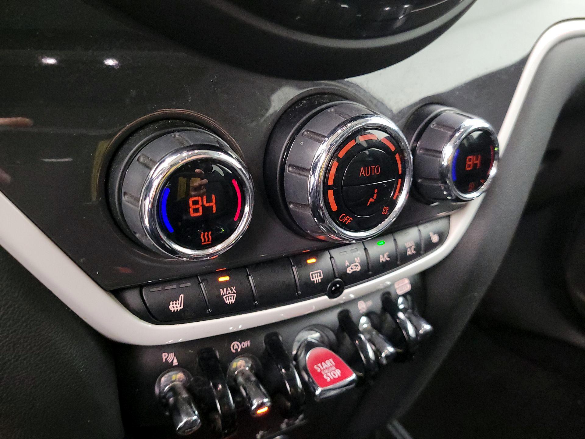 Thumbnail: 2018 MINI Cooper Countryman - 16