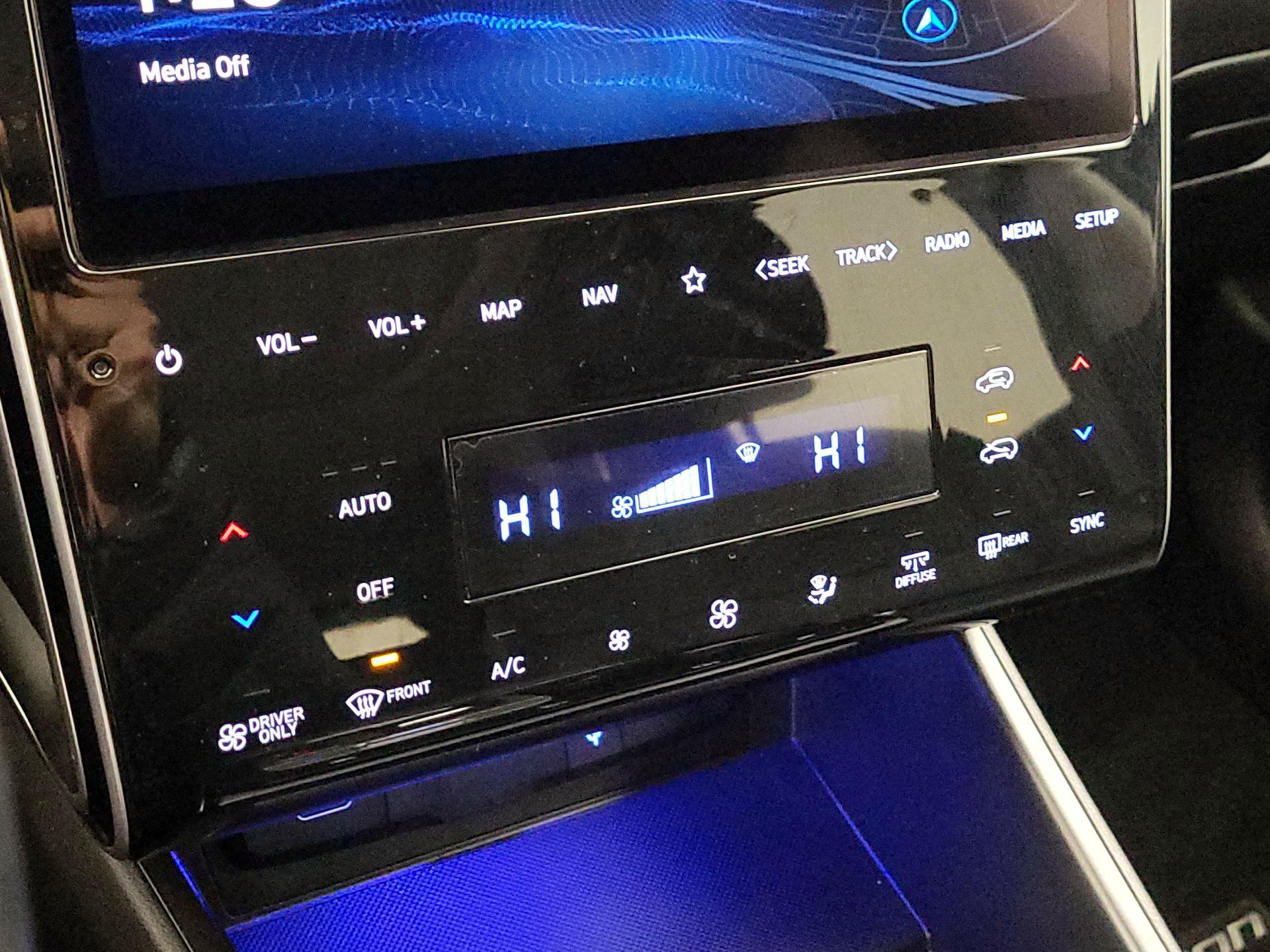 Thumbnail: 2024 Hyundai Tucson - 16