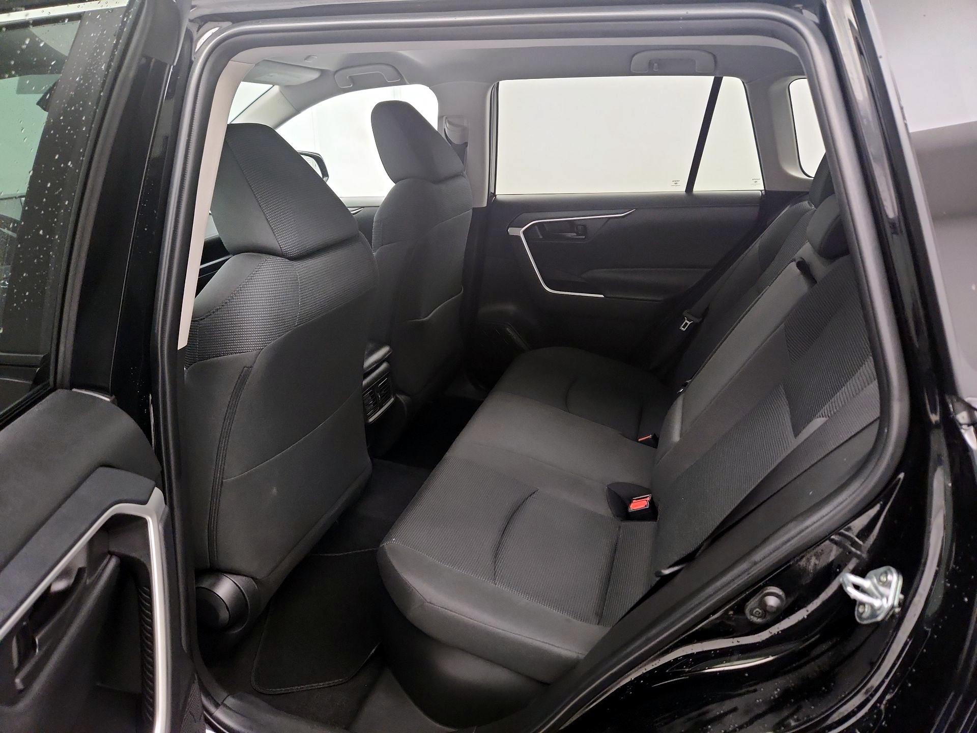 Thumbnail: 2025 Toyota RAV4 - 19