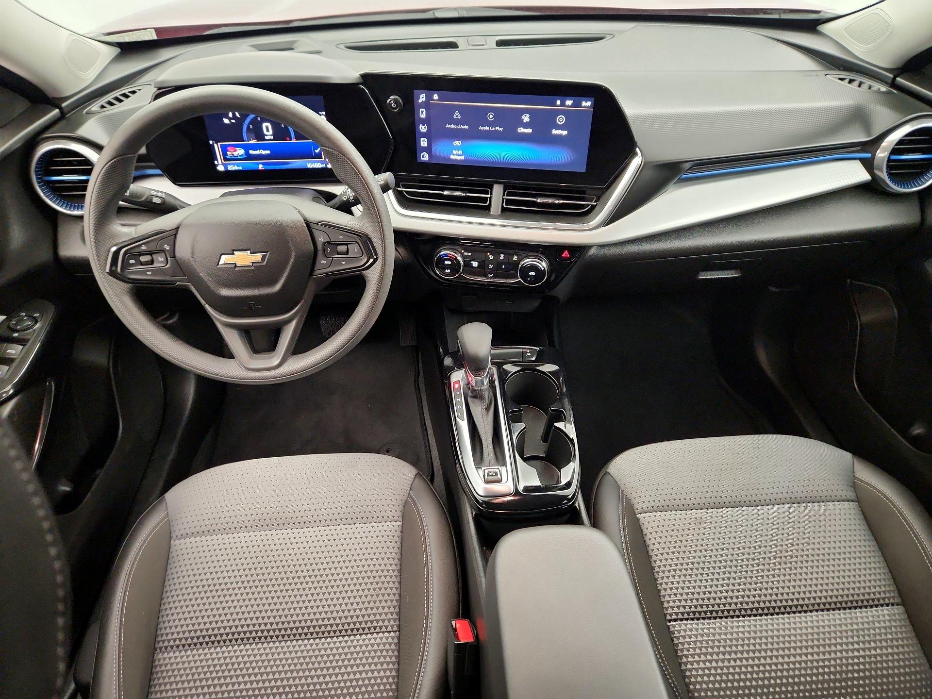 Thumbnail: 2025 Chevrolet Trax - 9