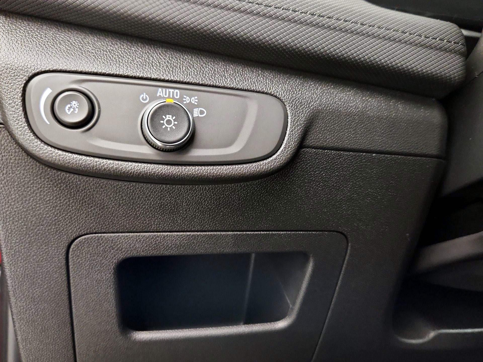 Thumbnail: 2025 Chevrolet TrailBlazer - 13