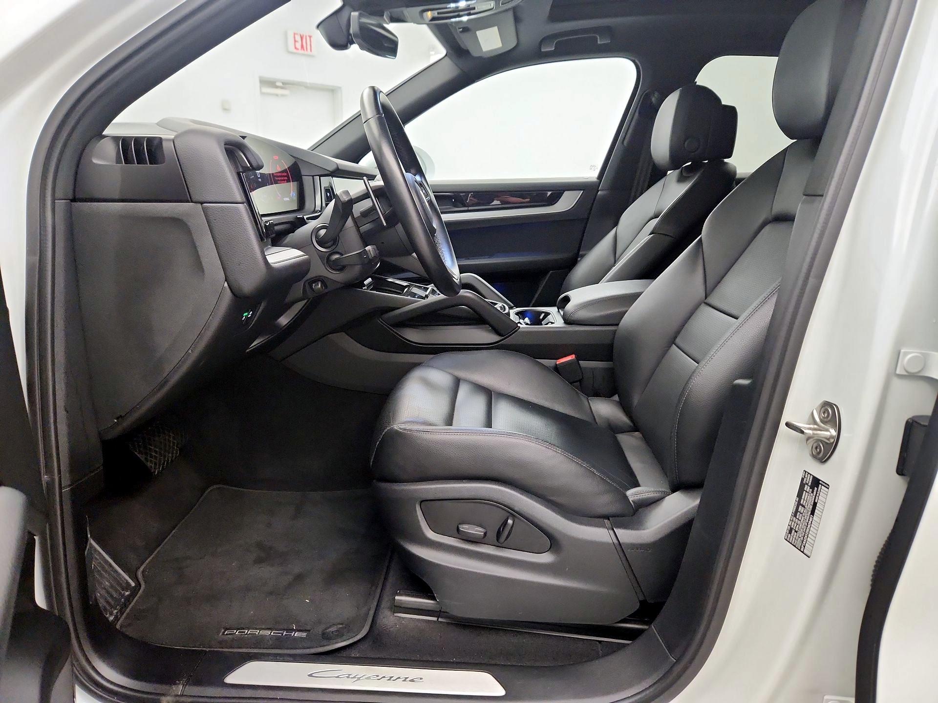 Thumbnail: 2024 Porsche Cayenne - 11