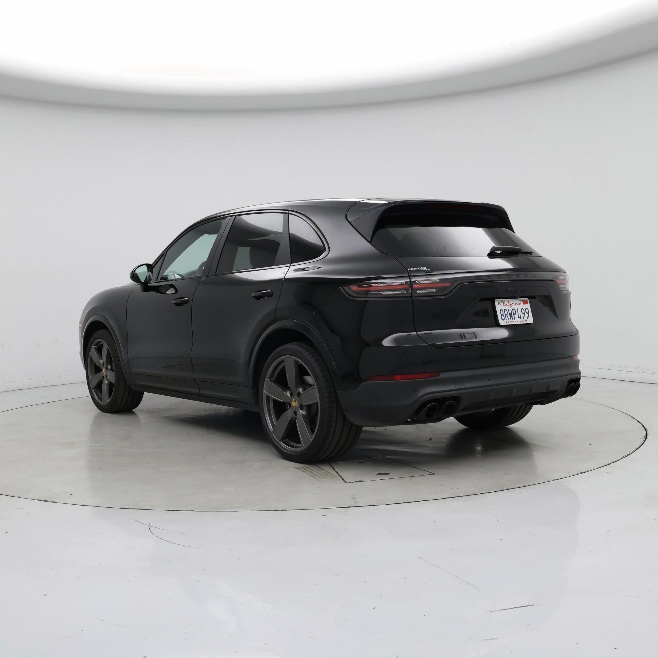 Thumbnail: 2020 Porsche Cayenne - 2