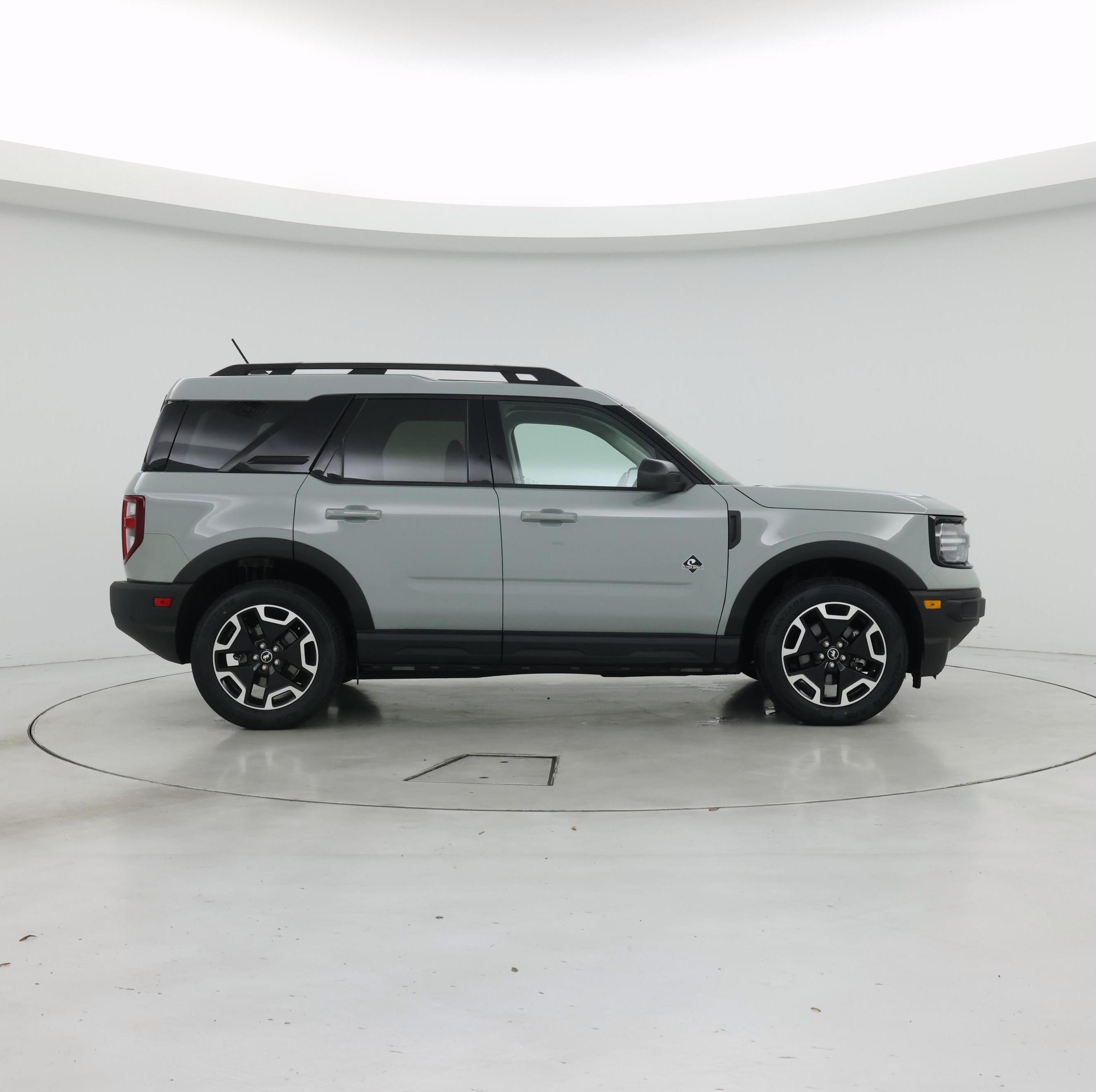 Thumbnail: 2023 Ford Bronco Sport - 7