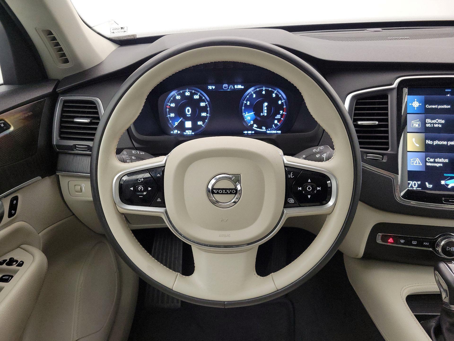 Thumbnail: 2020 Volvo XC90 - 10