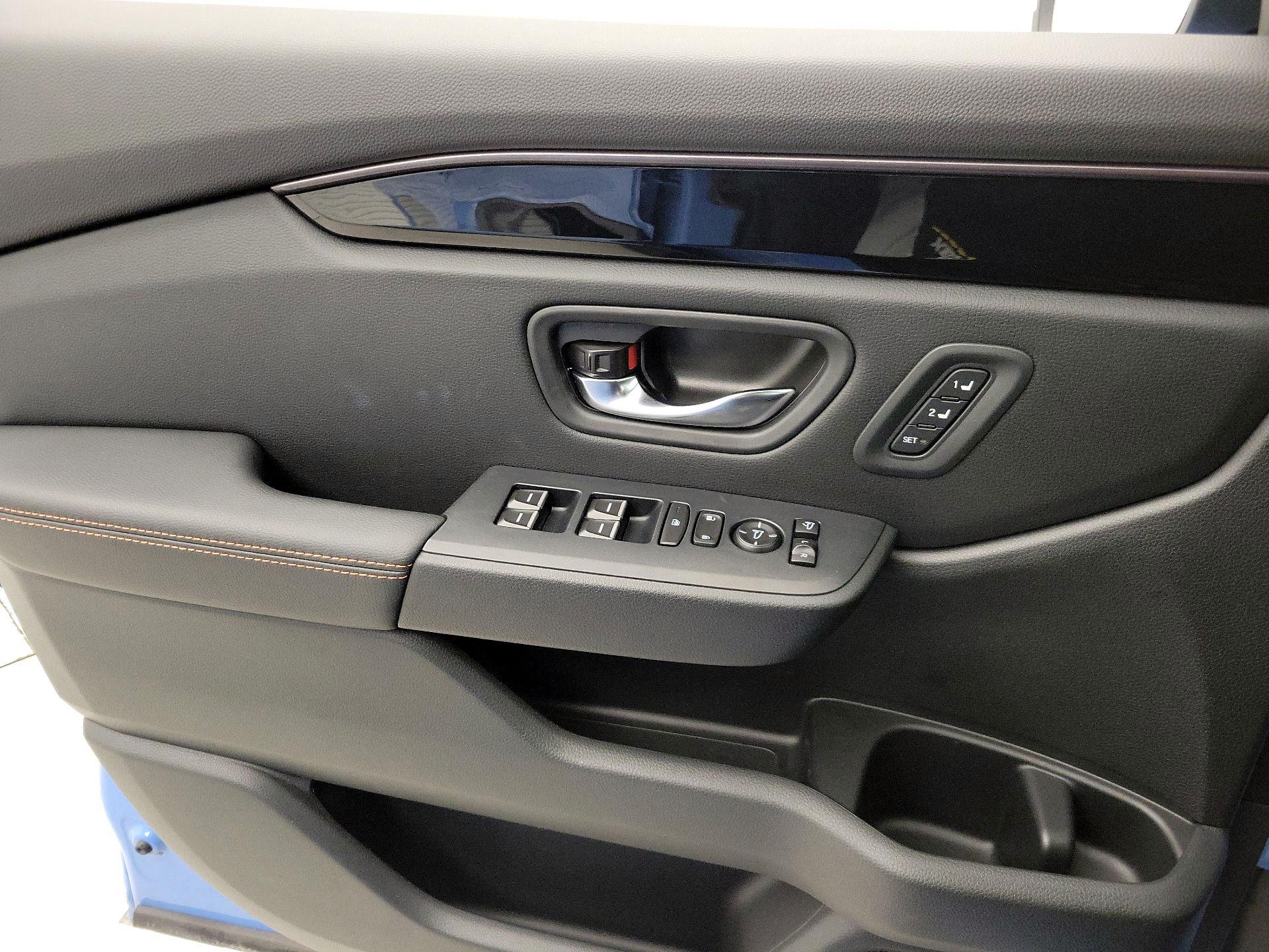 Thumbnail: 2023 Honda Pilot - 12