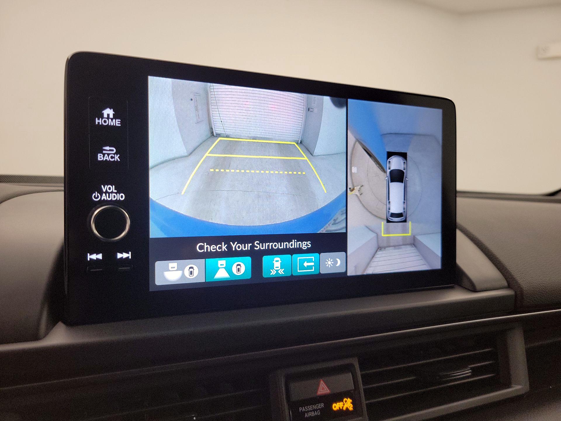 Thumbnail: 2023 Honda Pilot - 14