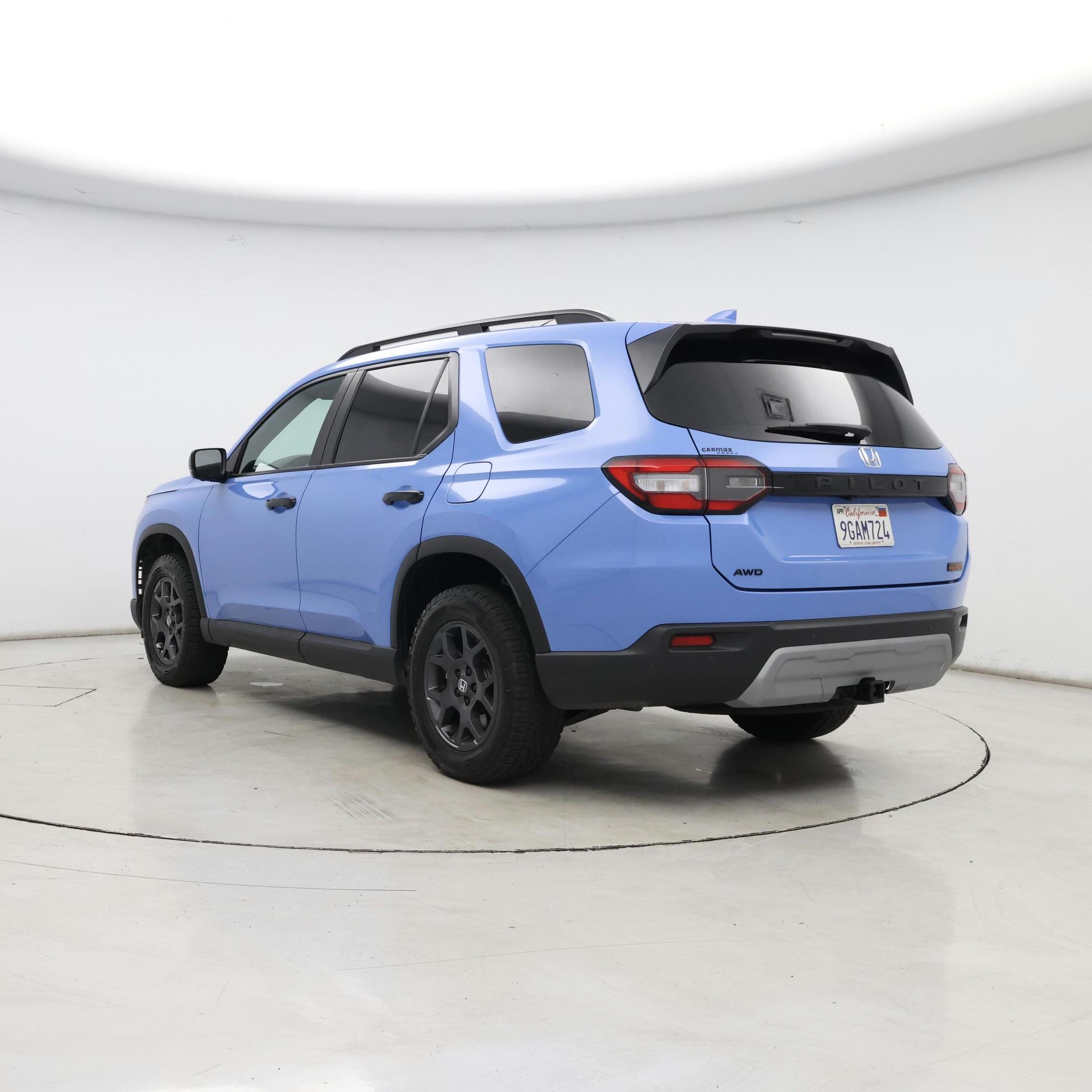 Thumbnail: 2023 Honda Pilot - 2