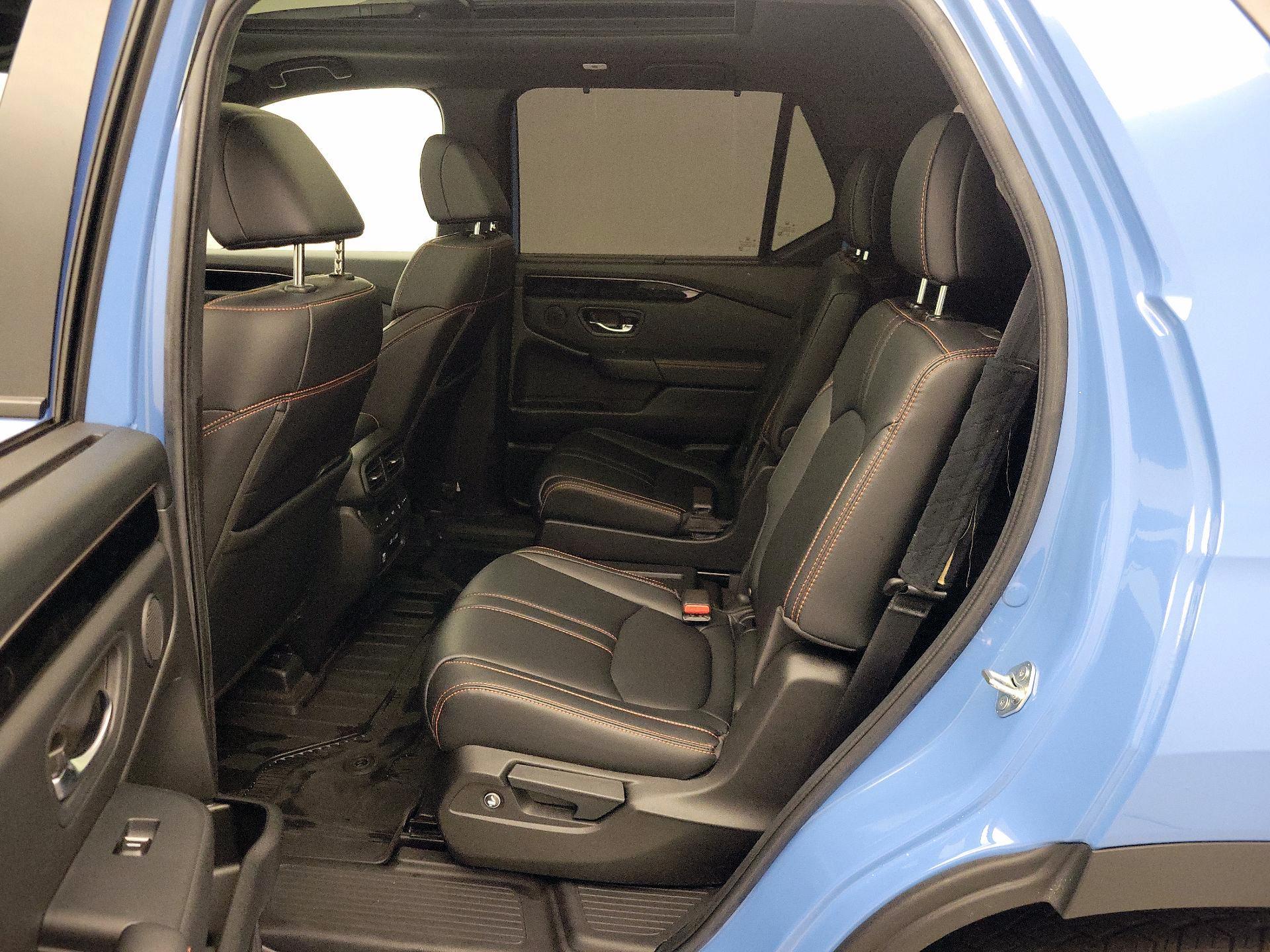 Thumbnail: 2023 Honda Pilot - 20