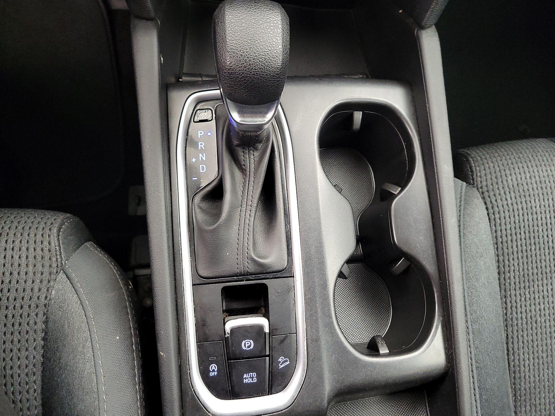 Thumbnail: 2020 Hyundai Santa Fe - 17