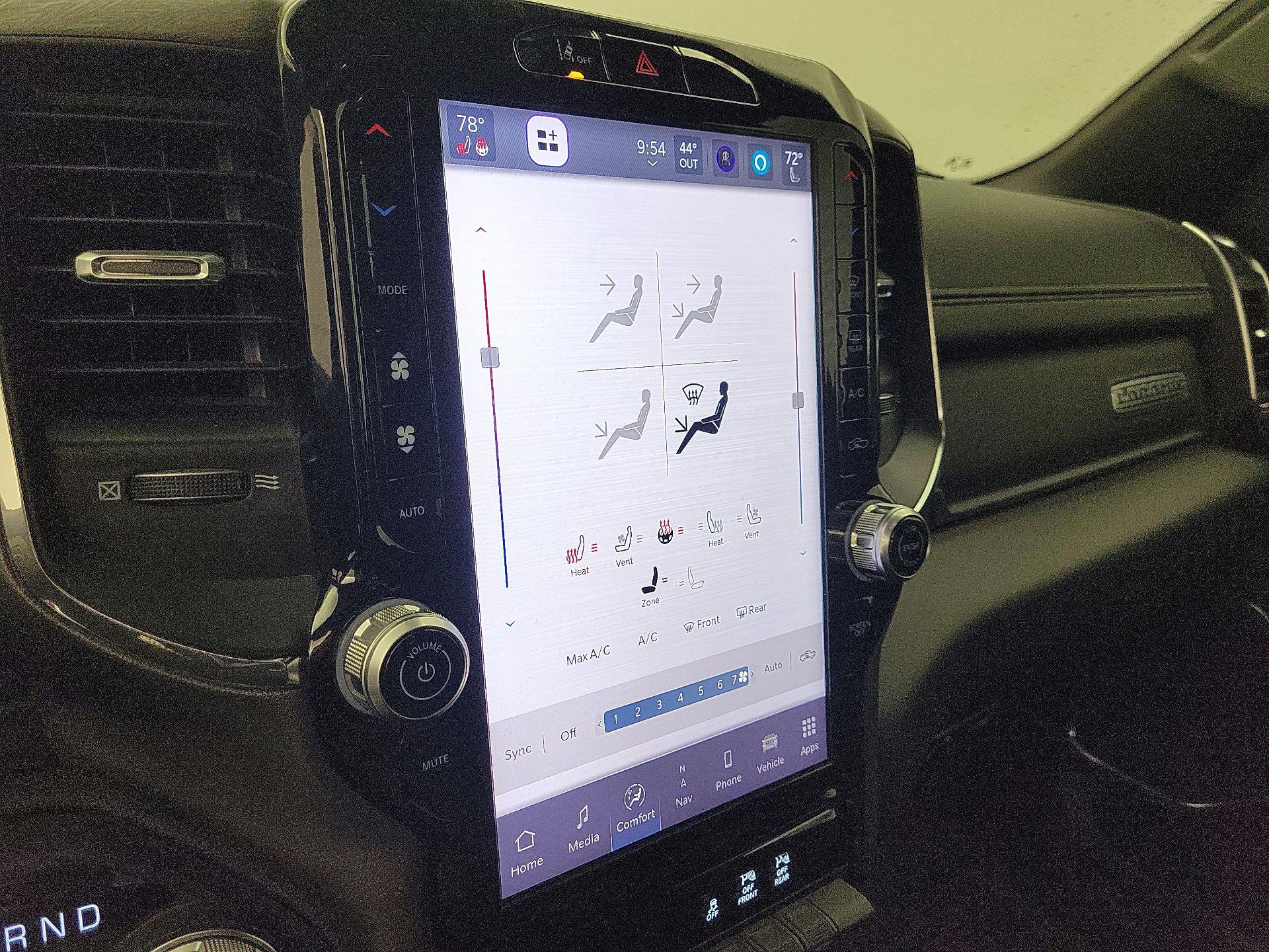 Thumbnail: 2025 RAM 1500 - 17