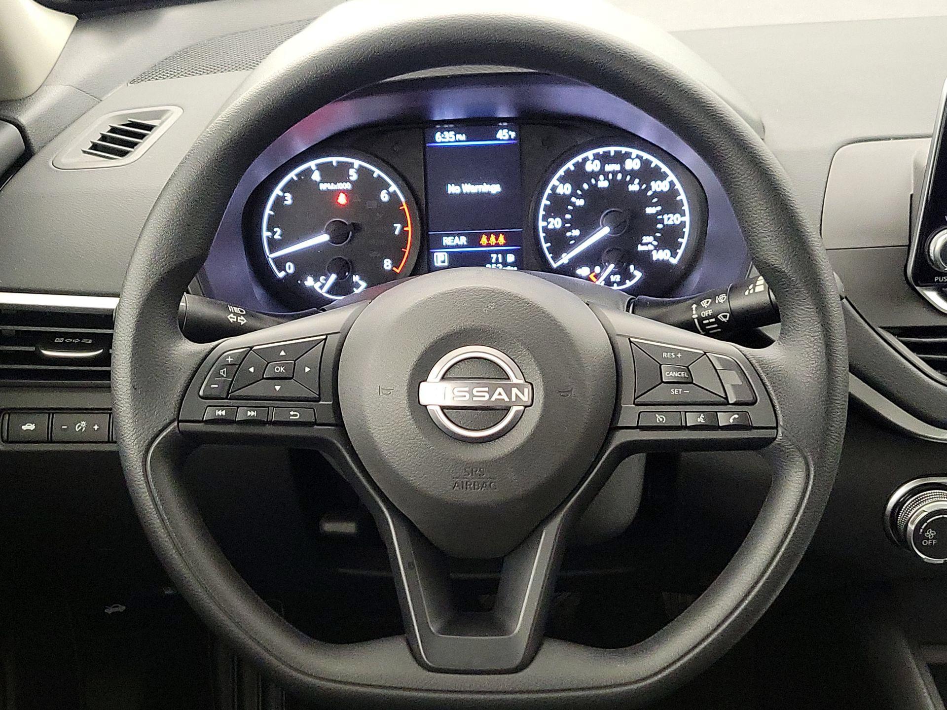 Thumbnail: 2025 Nissan Altima - 10