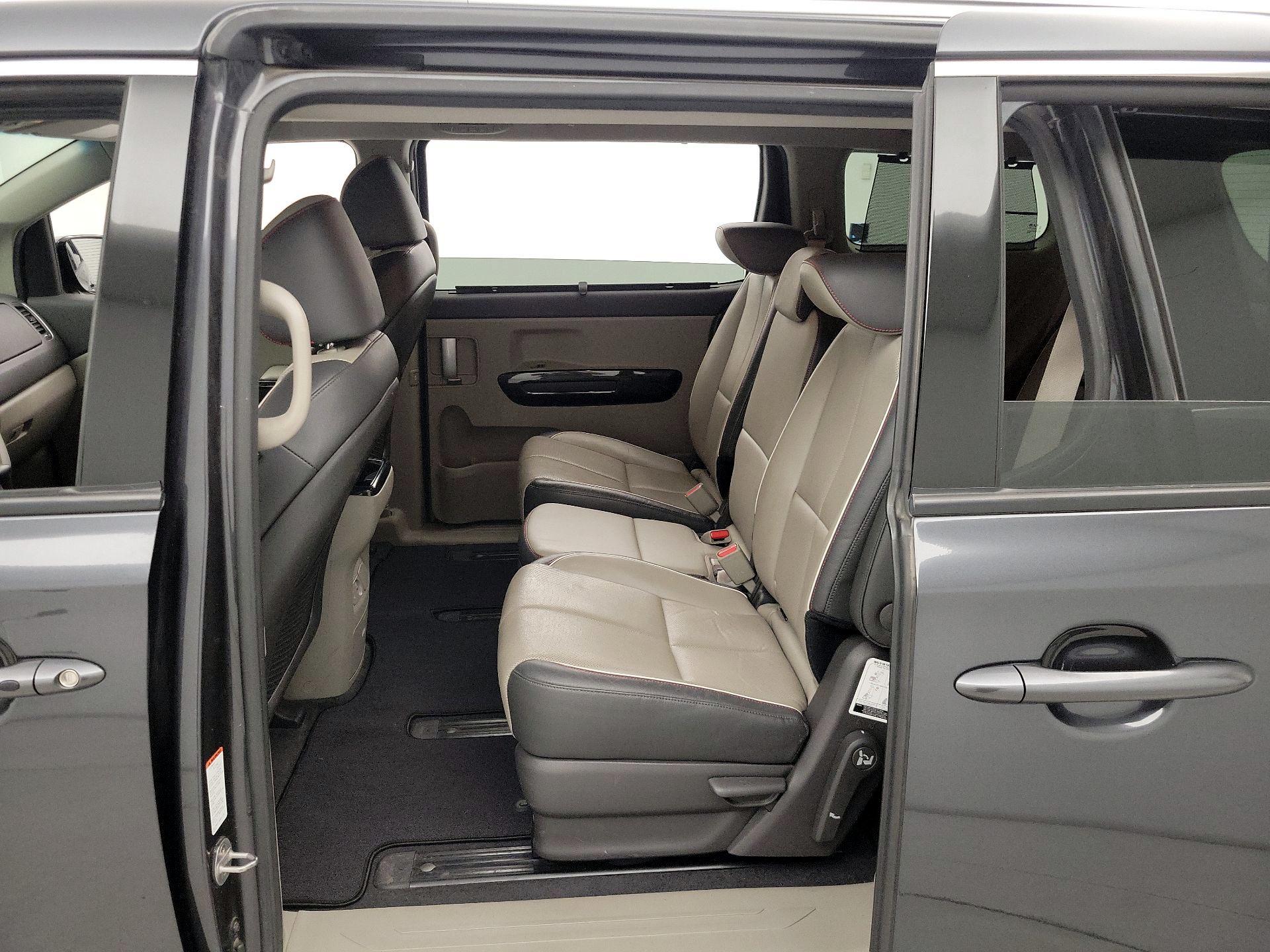 Thumbnail: 2017 Kia Sedona - 19