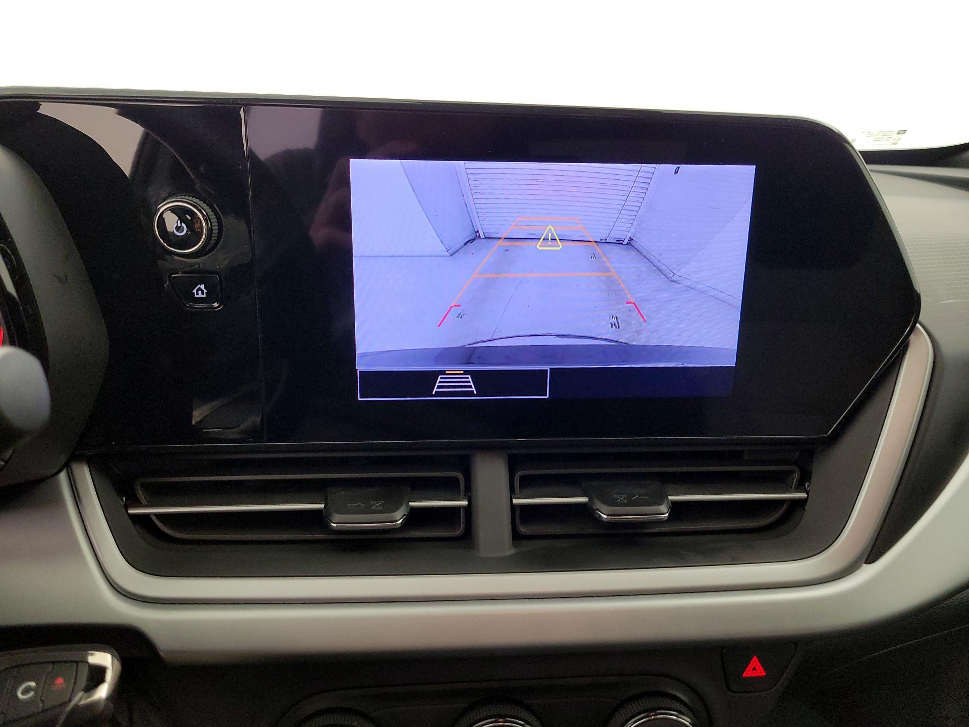 Thumbnail: 2024 Chevrolet Trax - 14