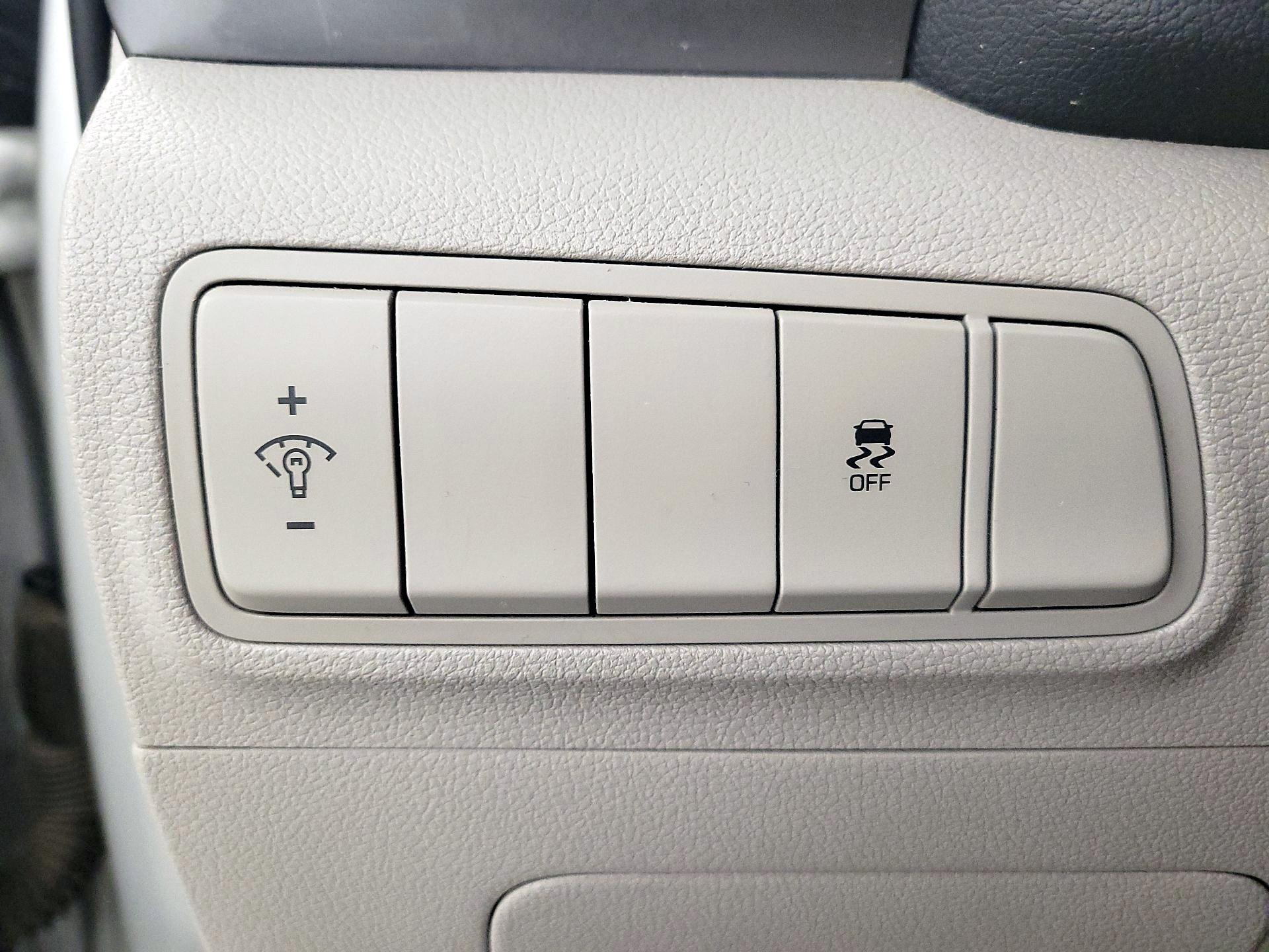 Thumbnail: 2018 Hyundai Tucson - 13