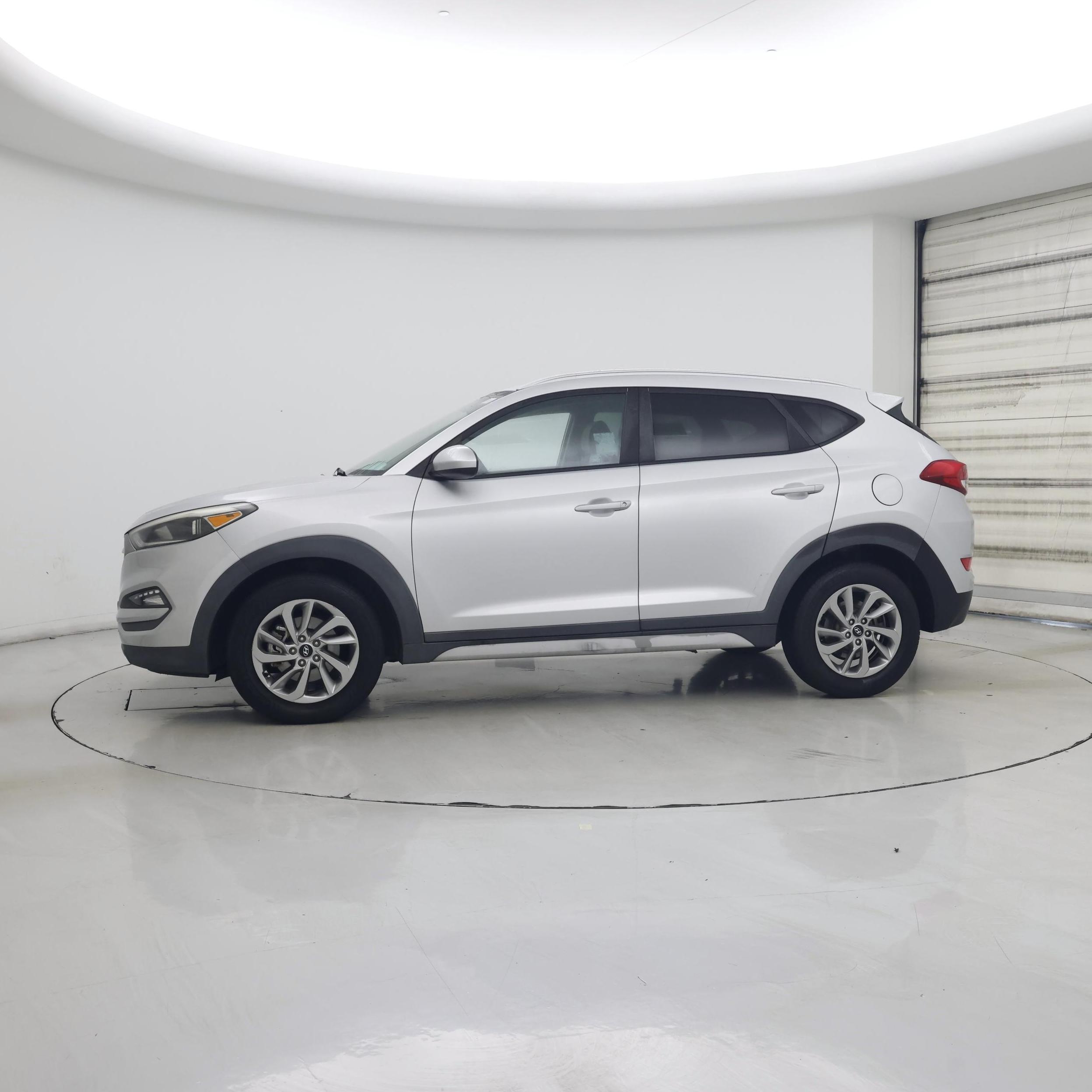 Thumbnail: 2018 Hyundai Tucson - 3