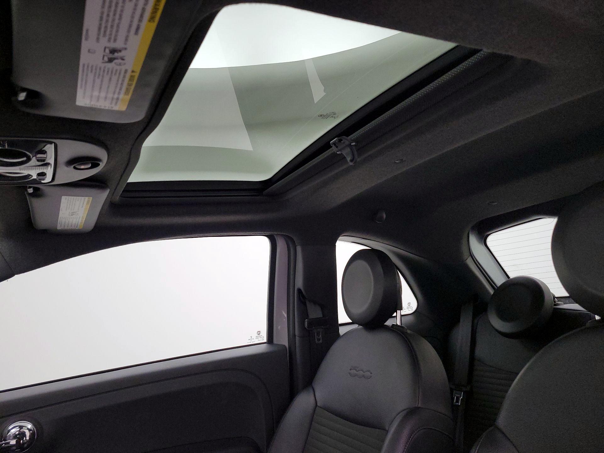 Thumbnail: 2015 Fiat 500 - 17