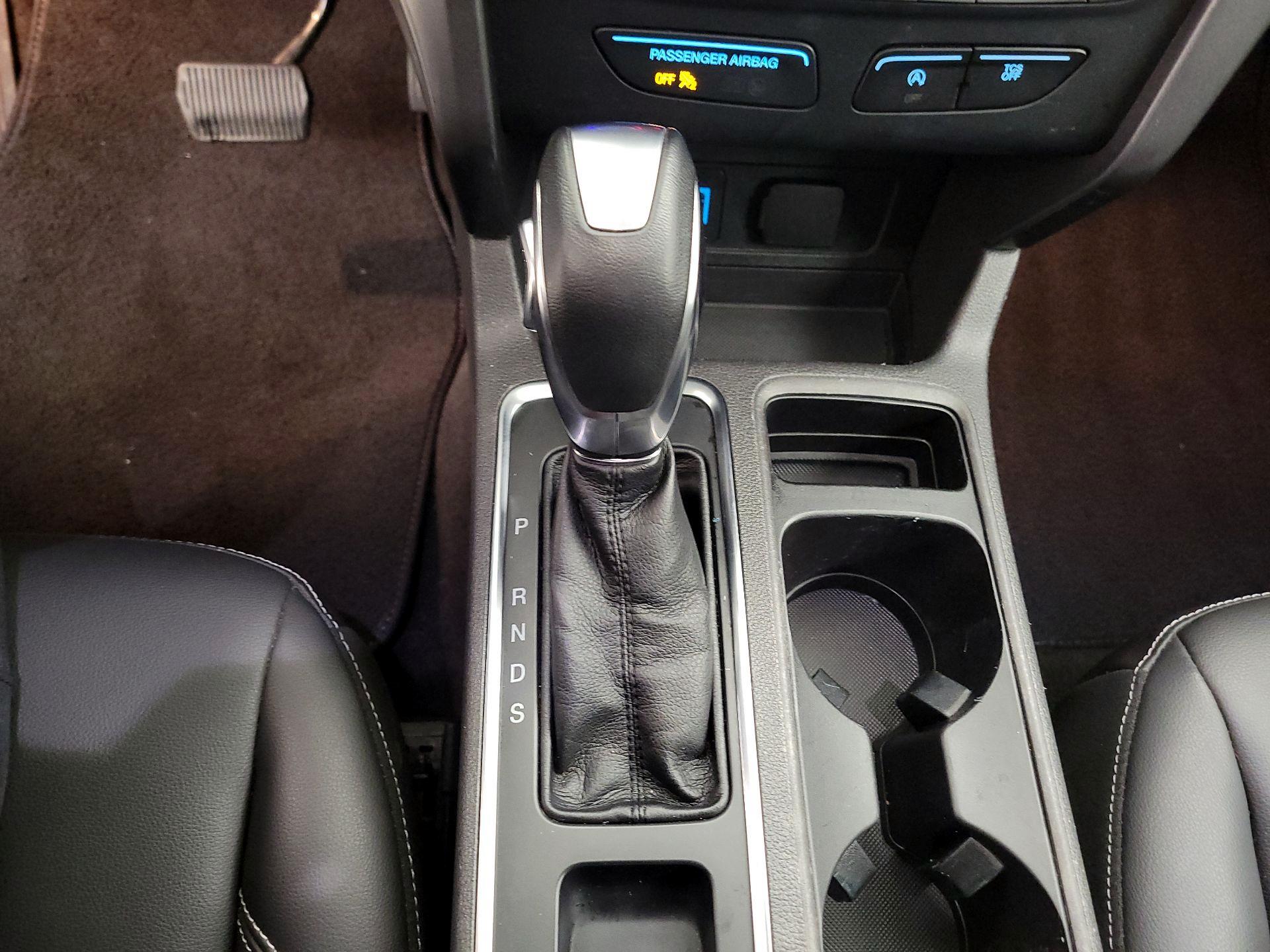 Thumbnail: 2019 Ford Escape - 17