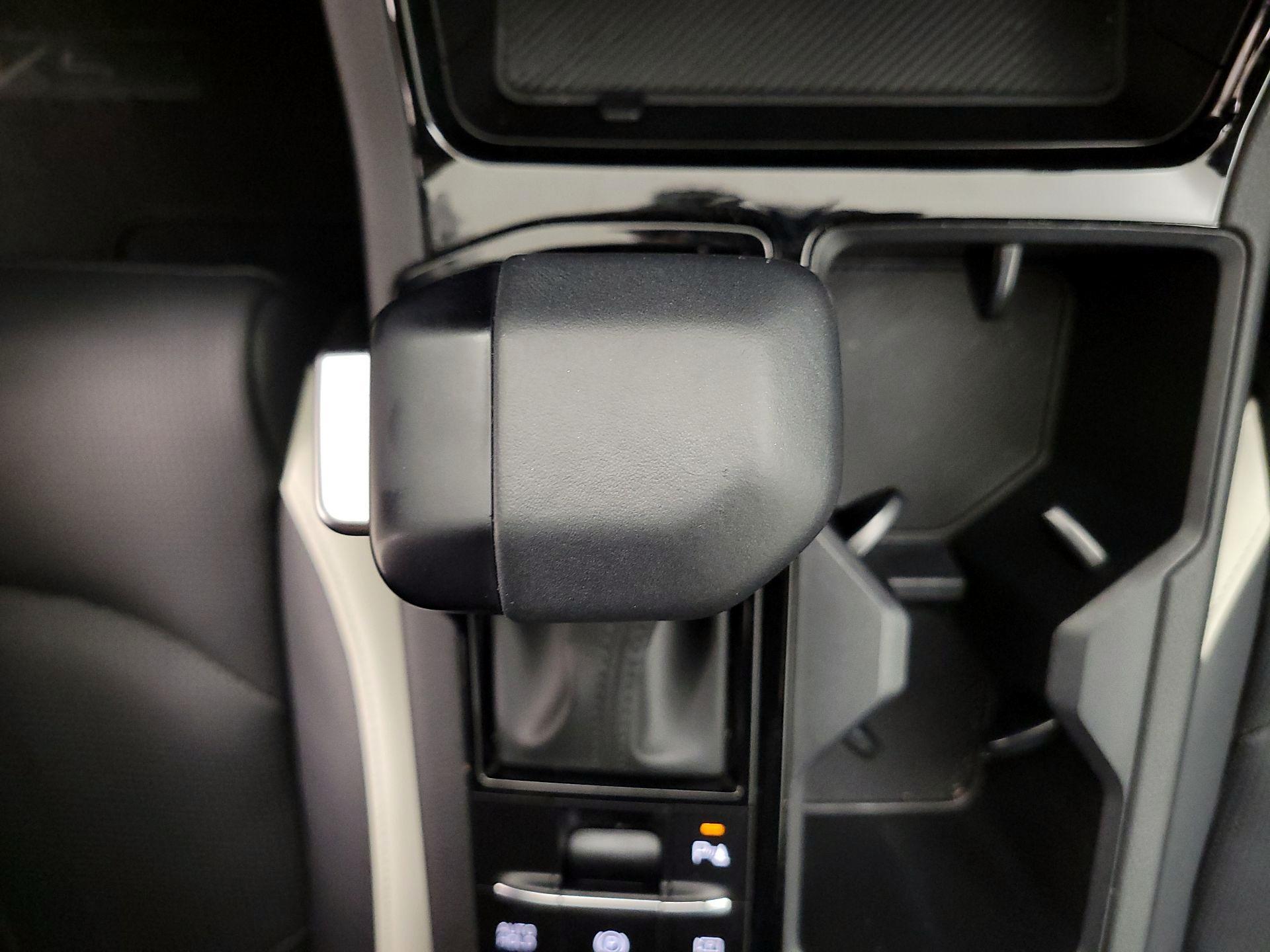 Thumbnail: 2025 Kia K5 - 17