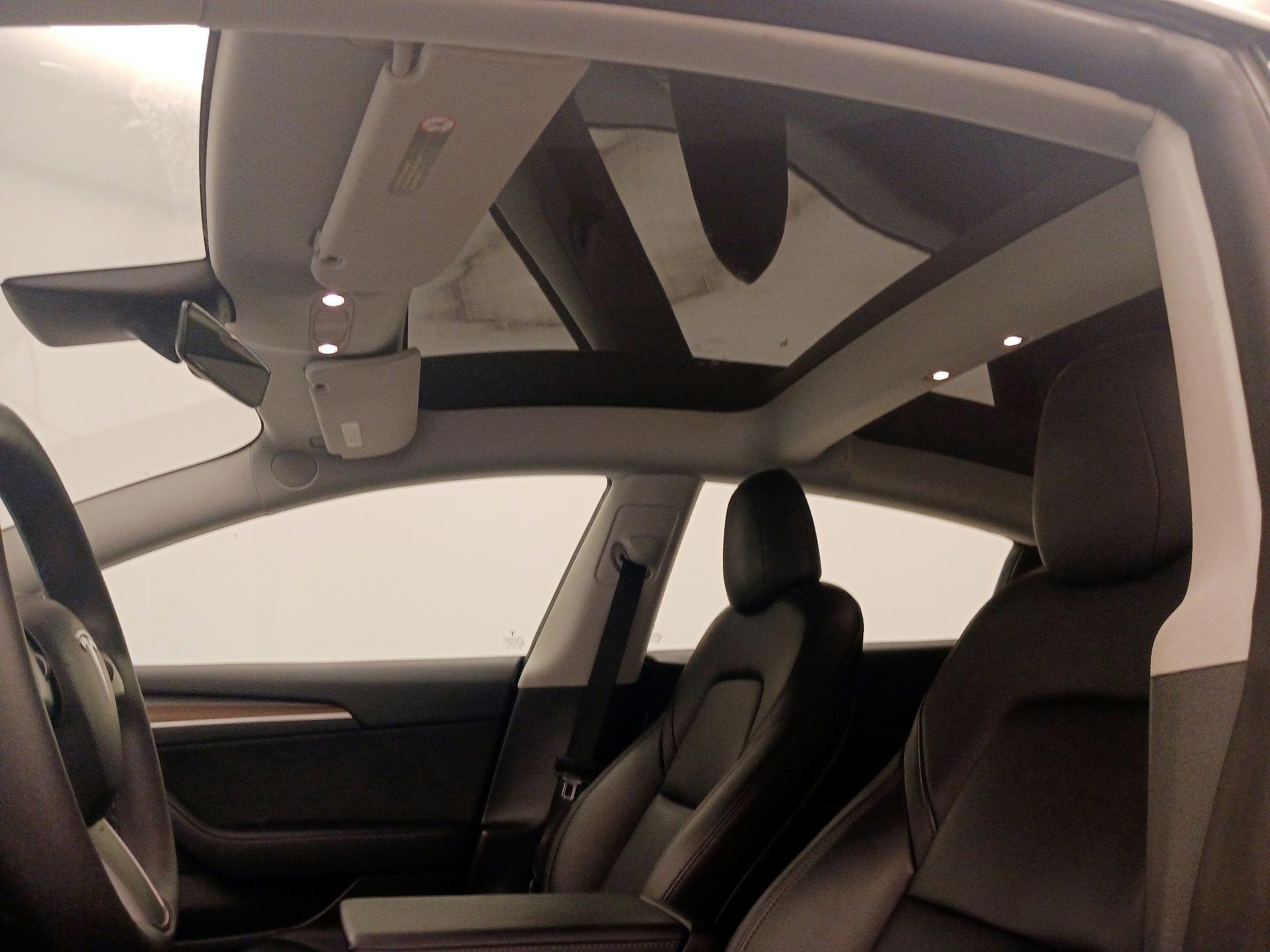 Thumbnail: 2023 Tesla Model 3 - 18