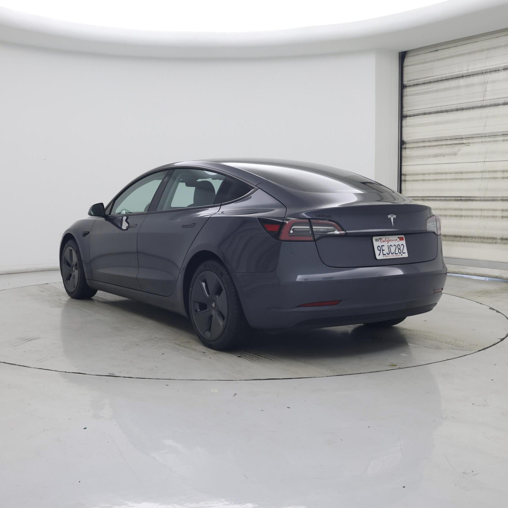 Thumbnail: 2023 Tesla Model 3 - 2