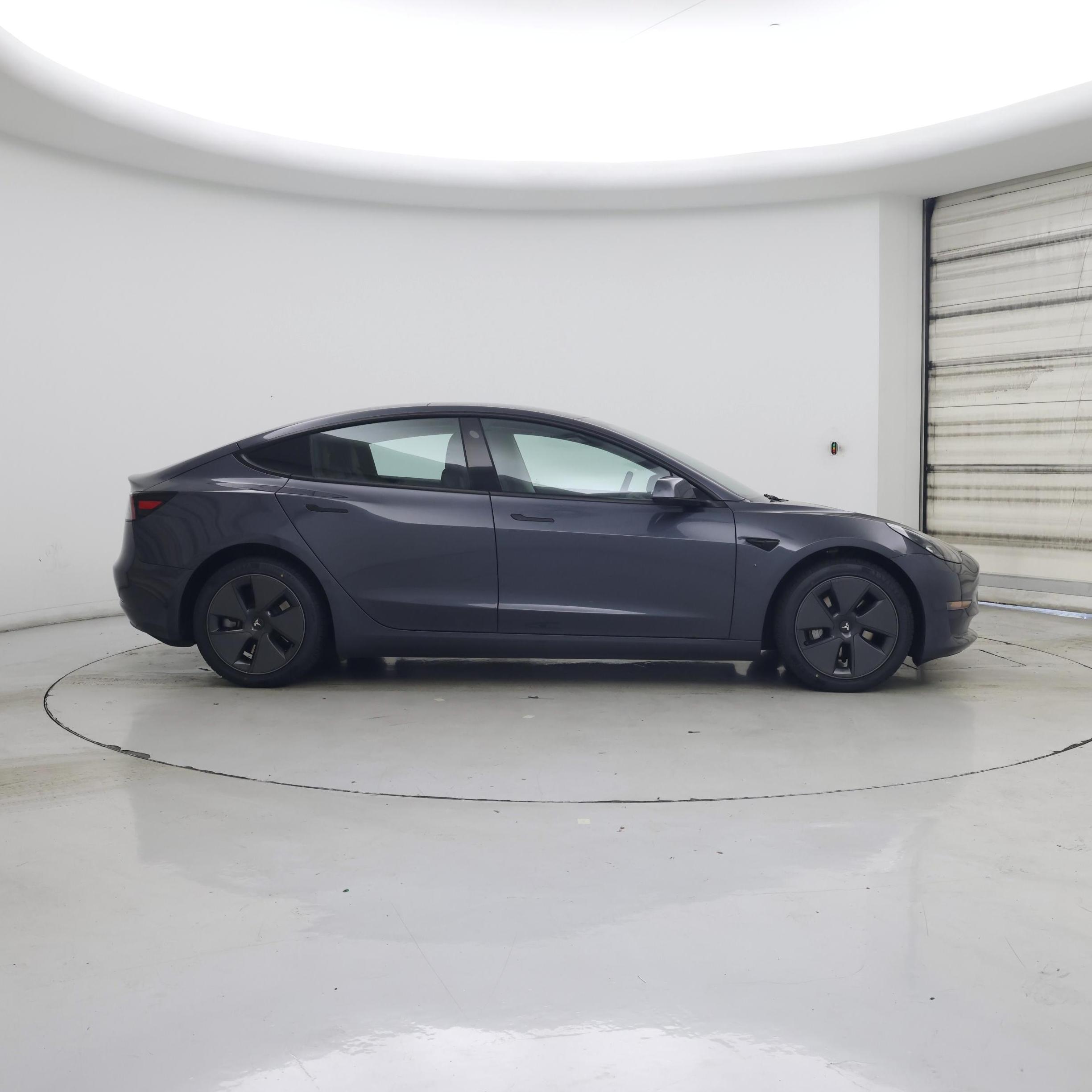 Thumbnail: 2023 Tesla Model 3 - 7