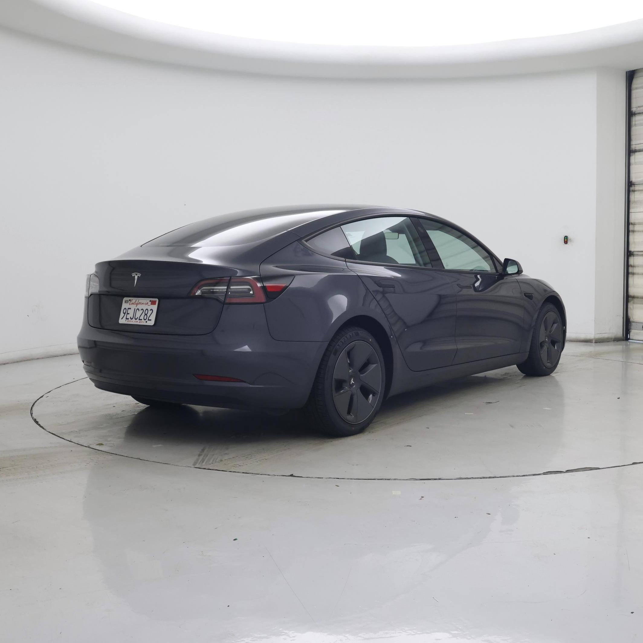 Thumbnail: 2023 Tesla Model 3 - 8