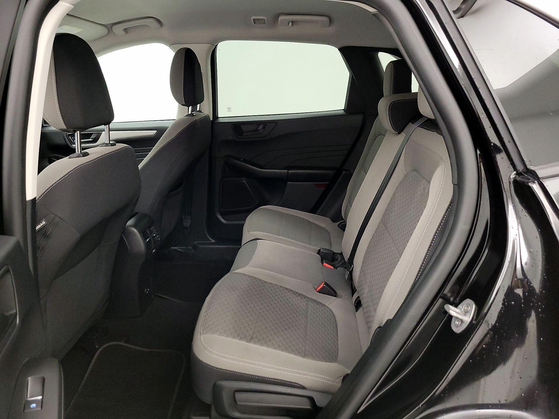 Thumbnail: 2022 Ford Escape - 20