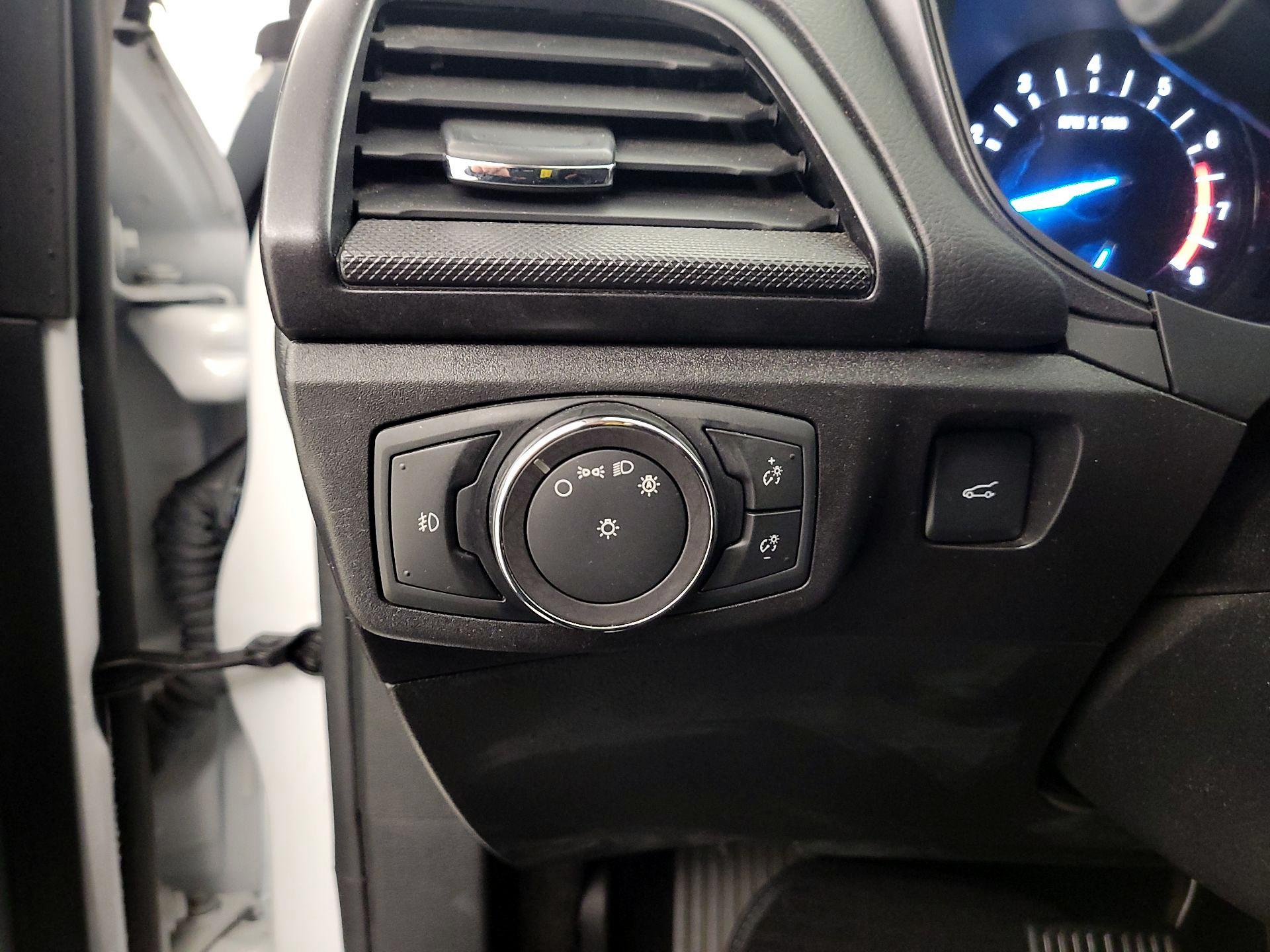 Thumbnail: 2018 Ford Fusion - 13