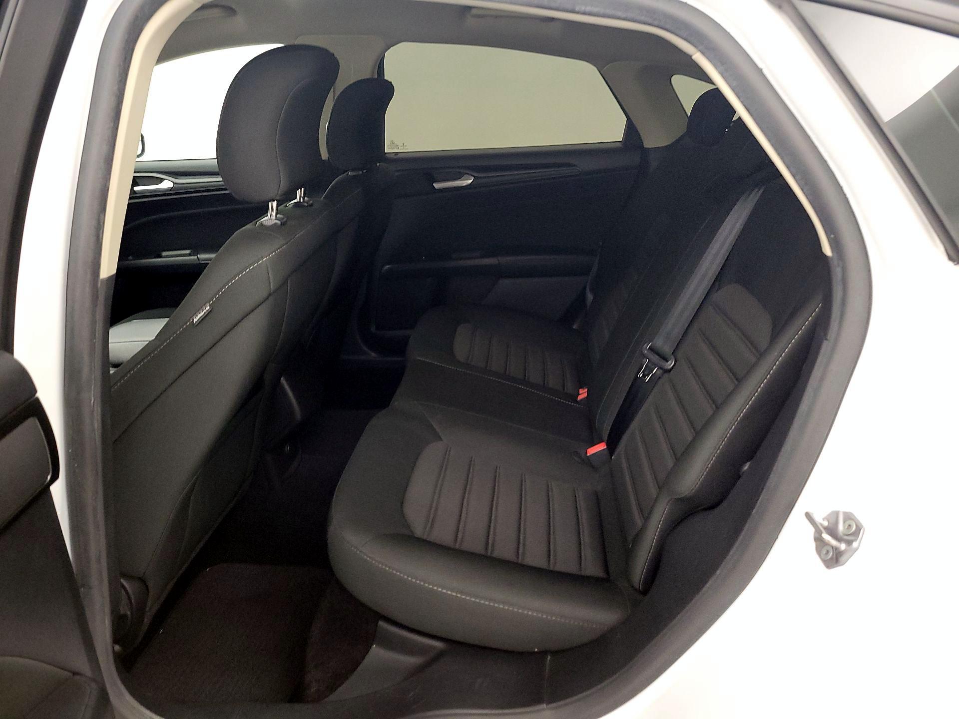 Thumbnail: 2018 Ford Fusion - 19