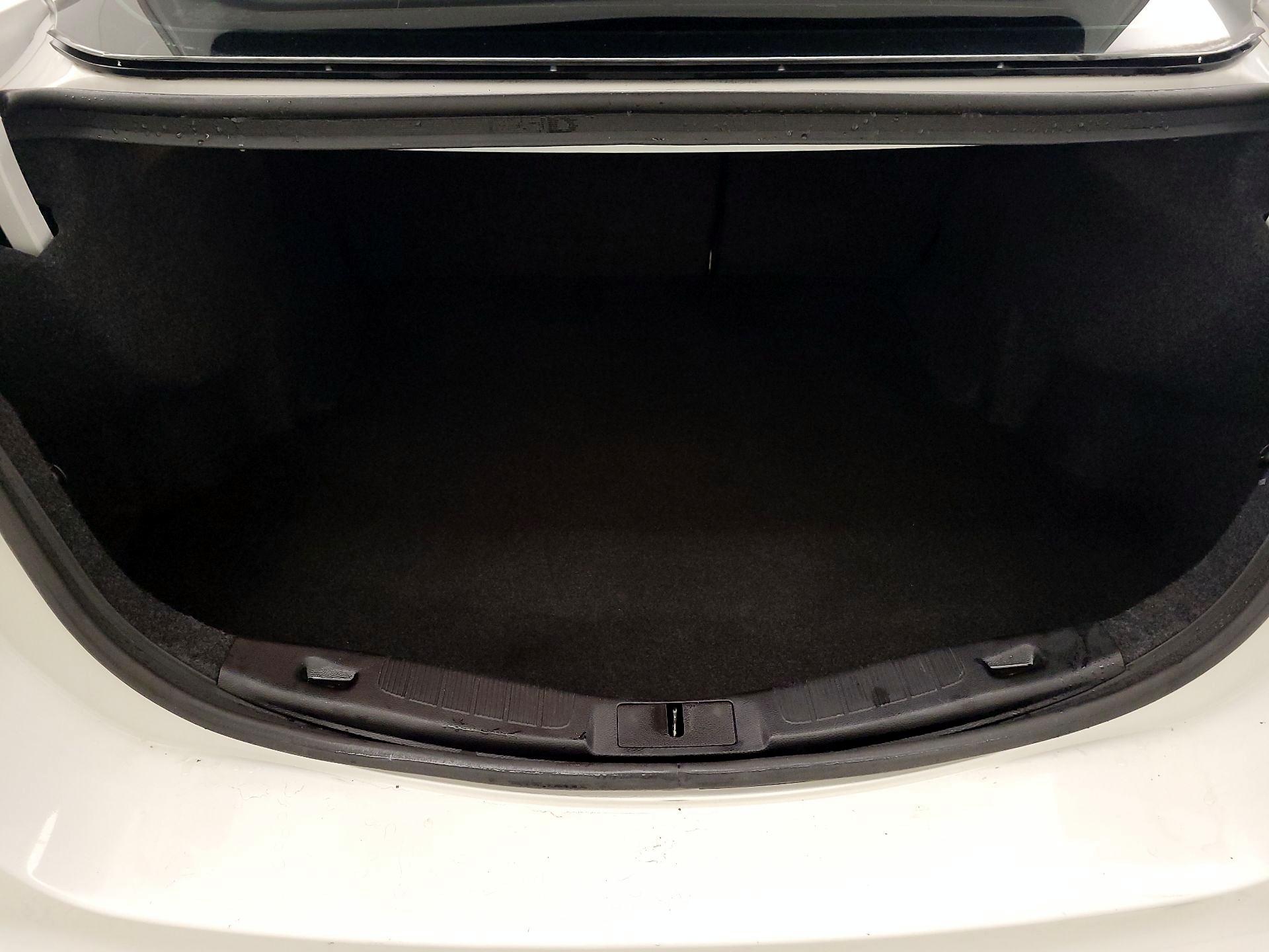 Thumbnail: 2018 Ford Fusion - 20