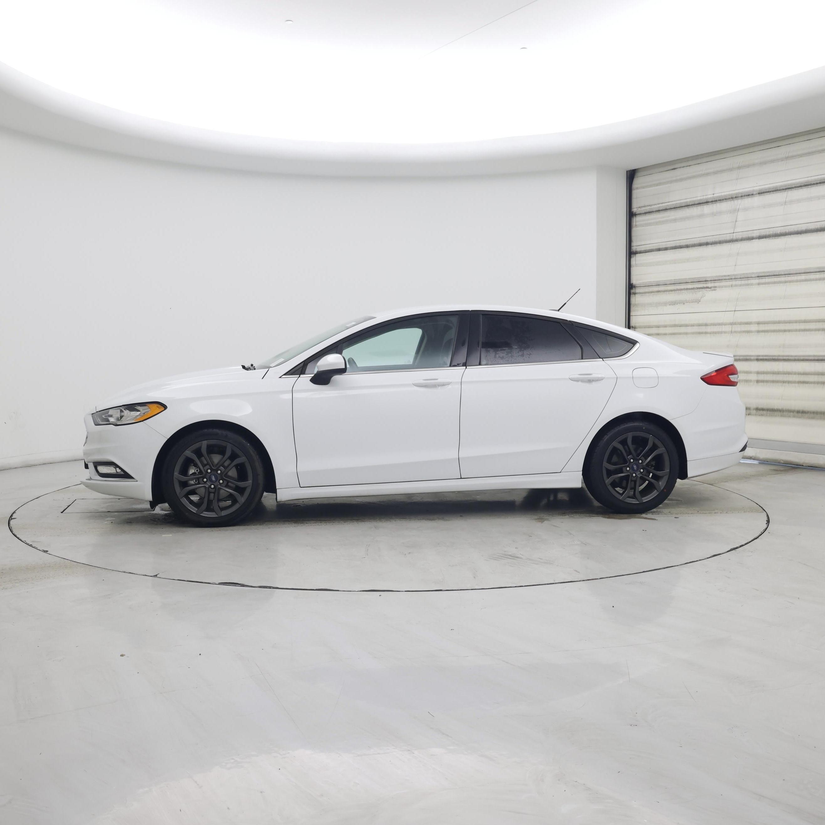 Thumbnail: 2018 Ford Fusion - 3