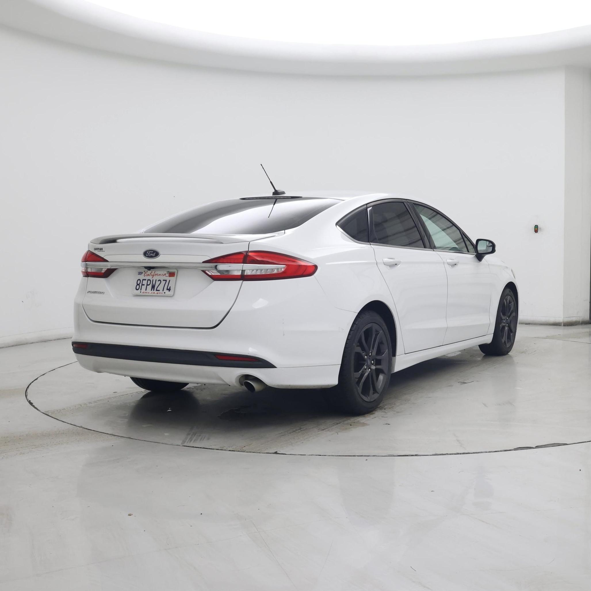 Thumbnail: 2018 Ford Fusion - 8