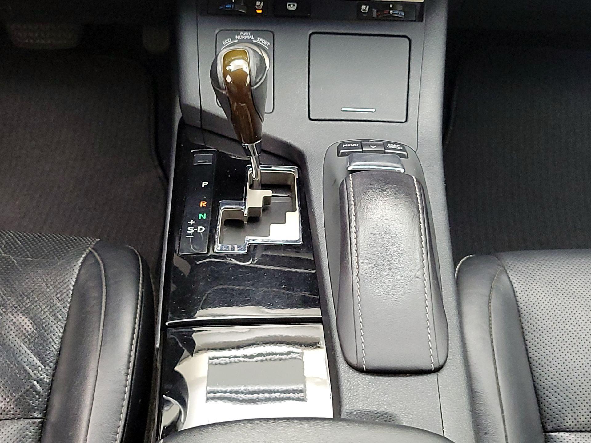 Thumbnail: 2014 Lexus ES - 18