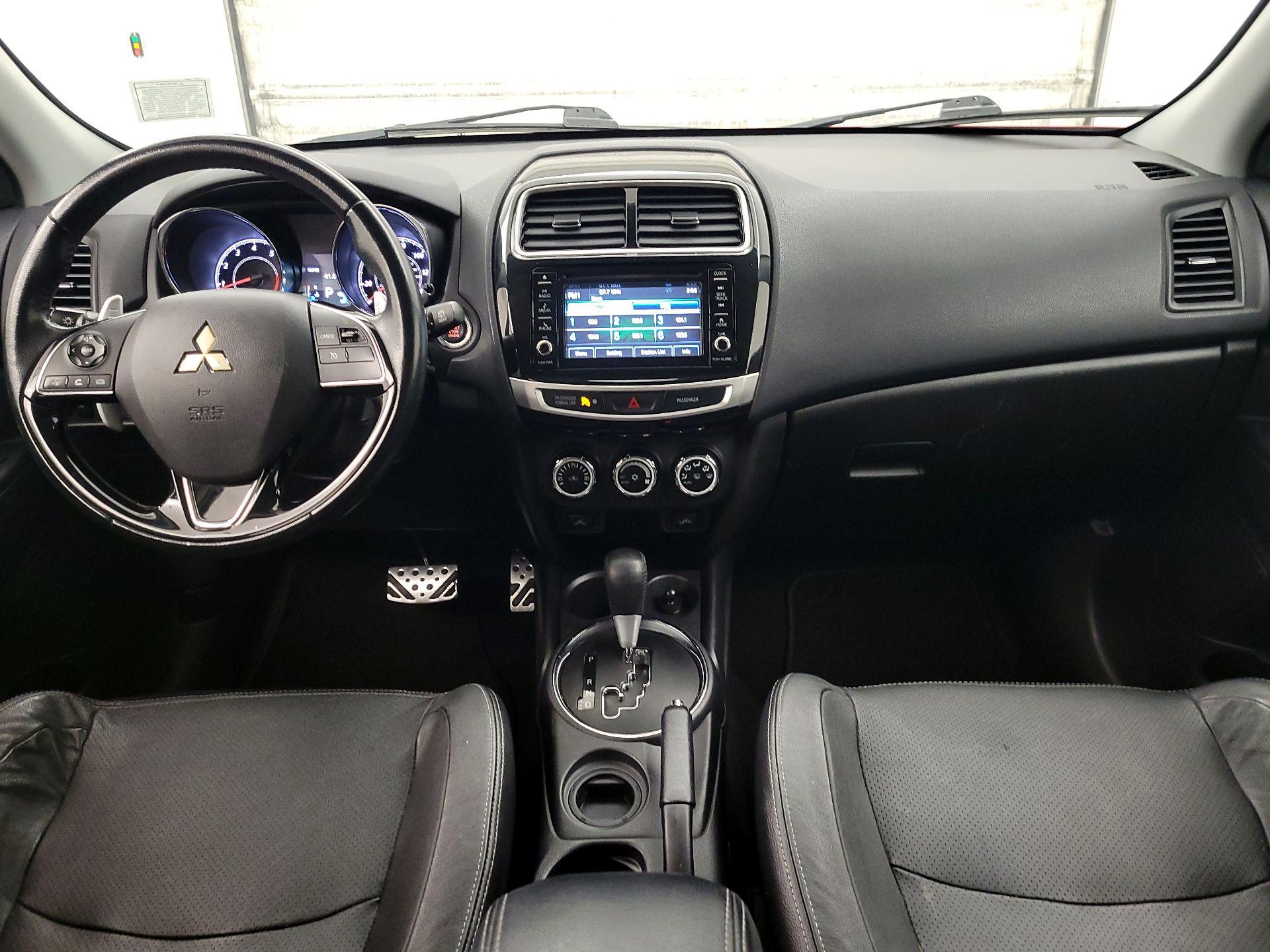 Thumbnail: 2016 Mitsubishi Outlander Sport - 9