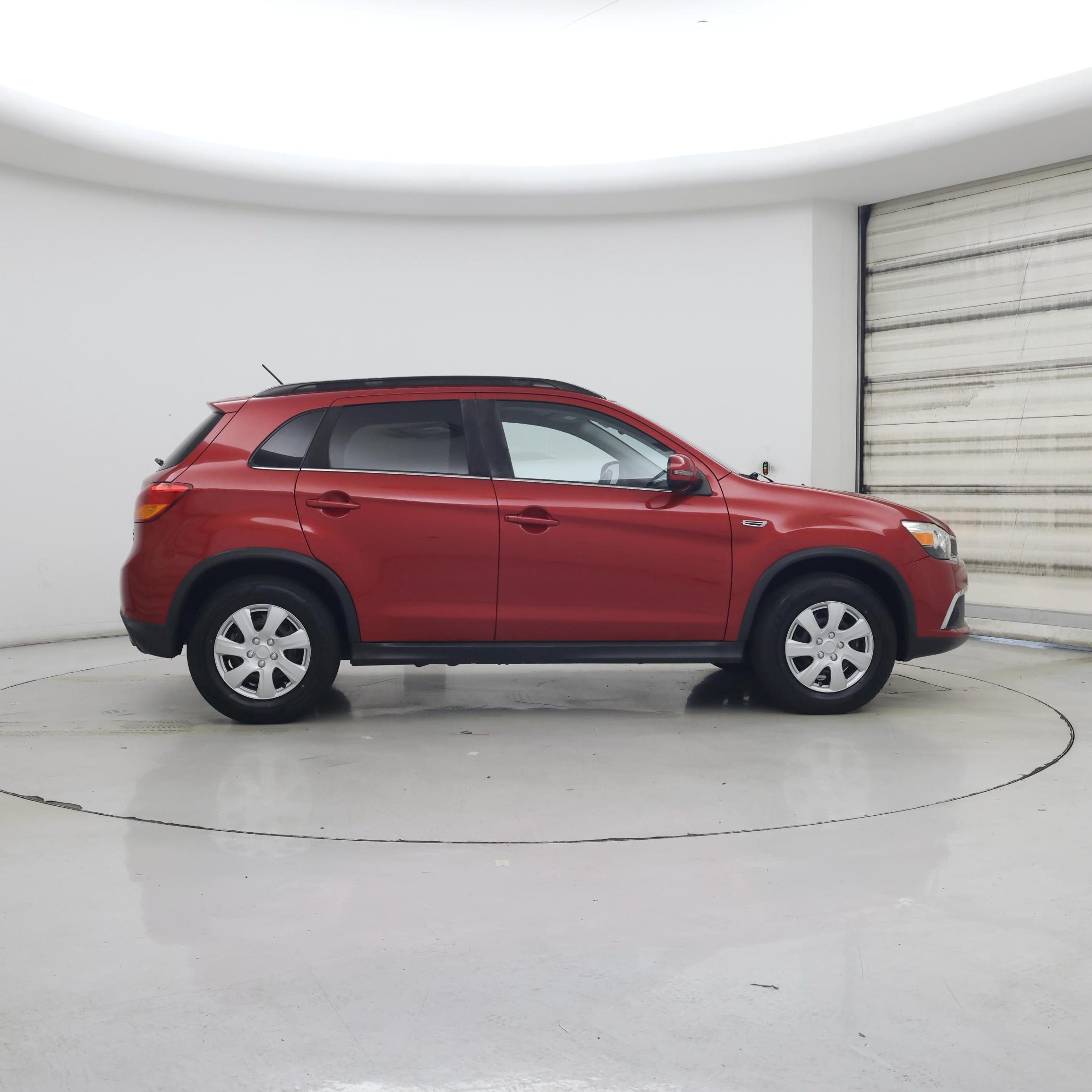 Thumbnail: 2016 Mitsubishi Outlander Sport - 7